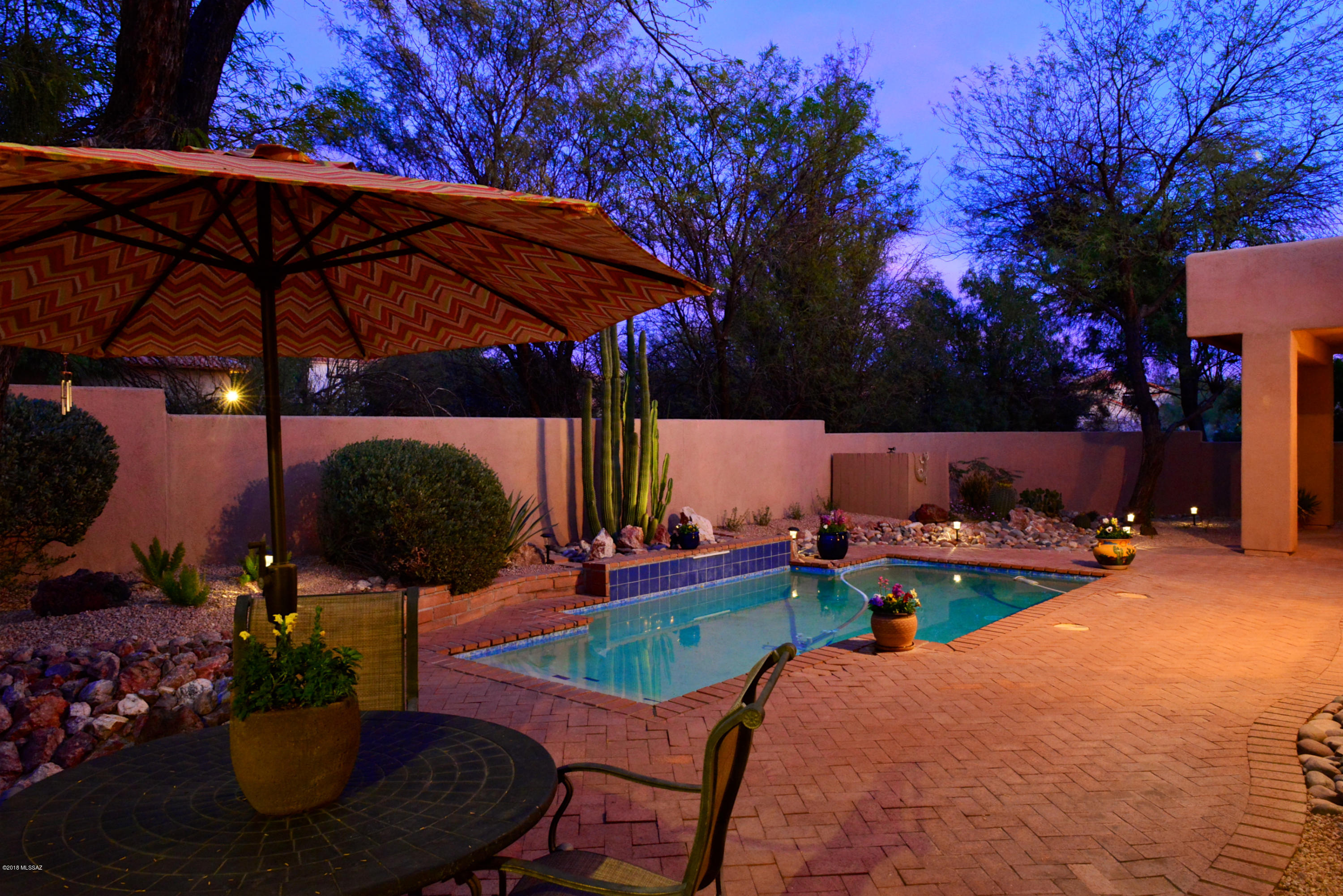 3766 N Creek Side Place