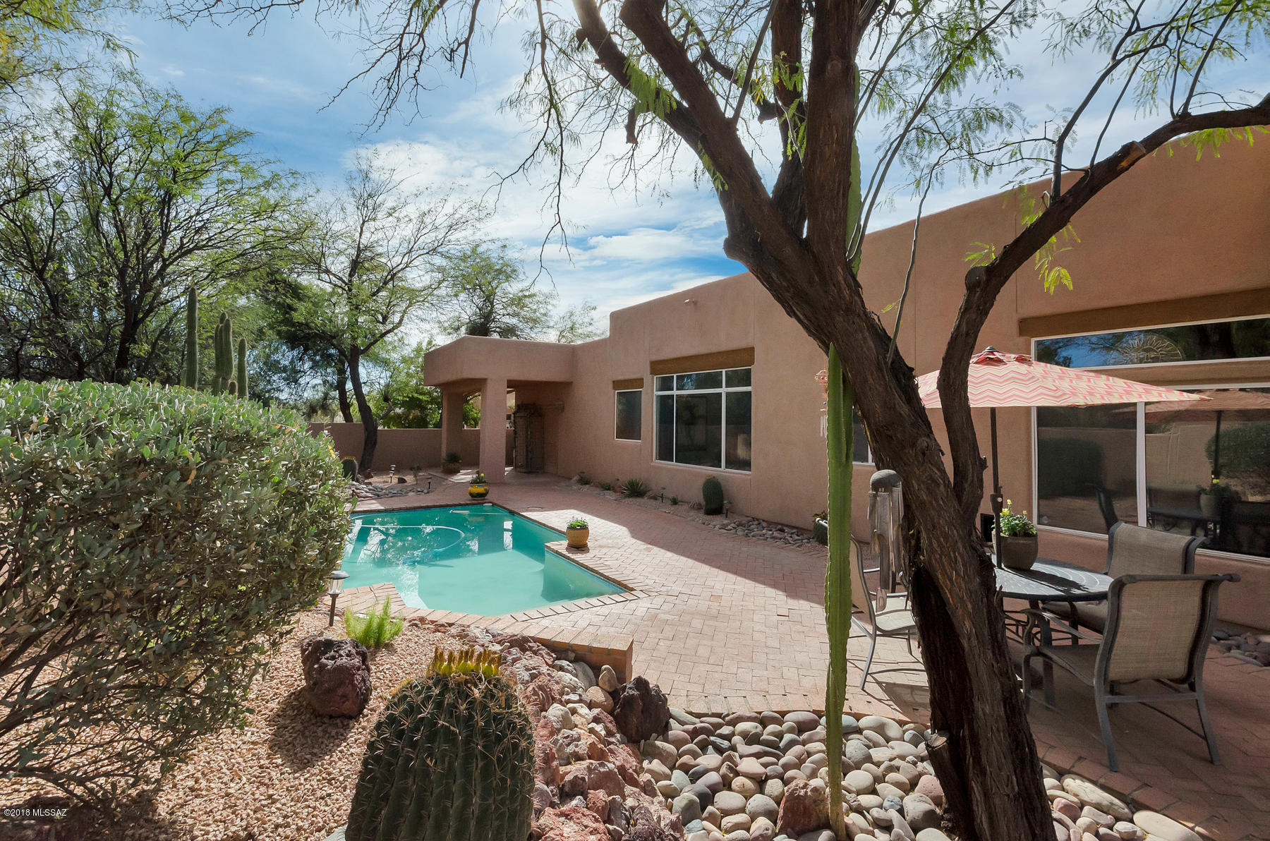 3766 N Creek Side Place