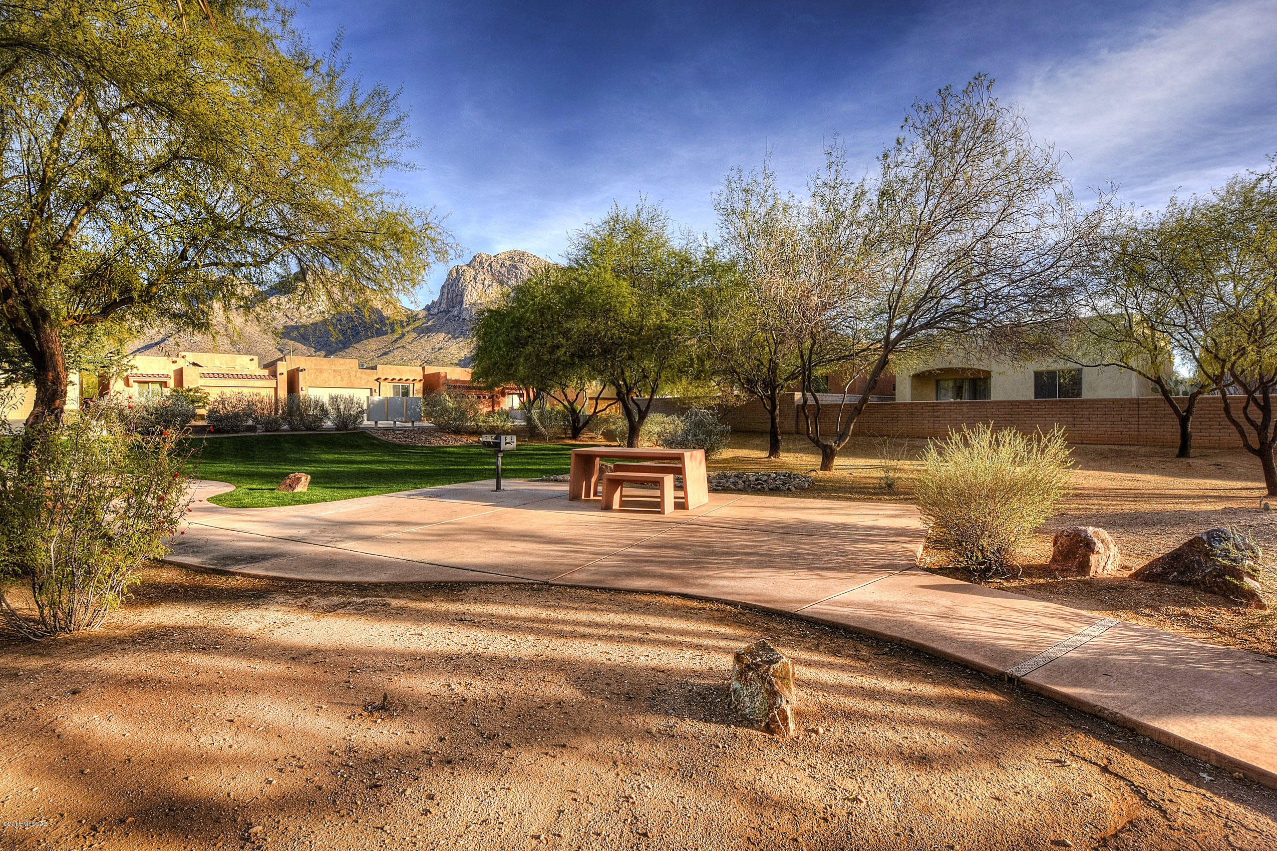 175 E Sky Light Street