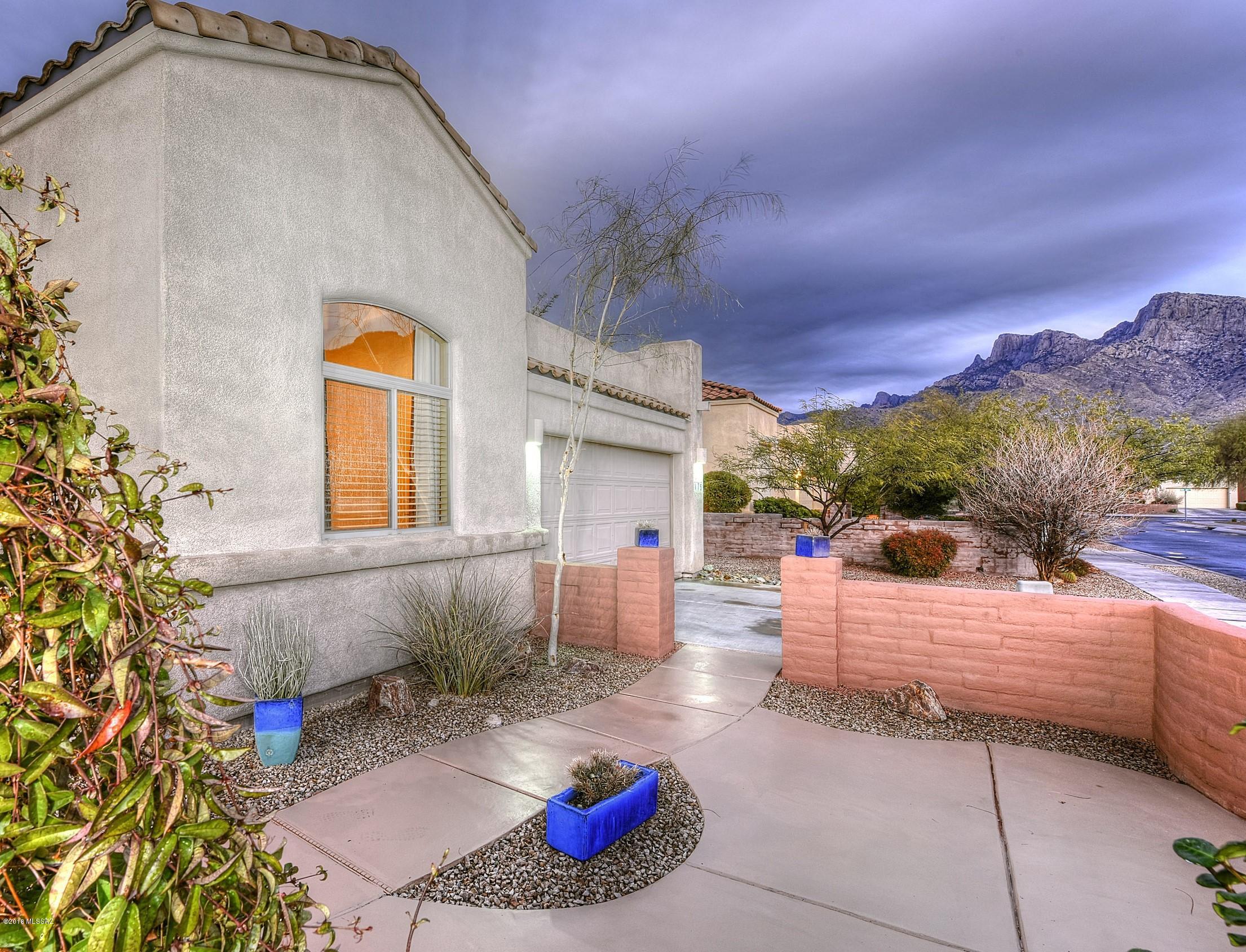 175 E Sky Light Street