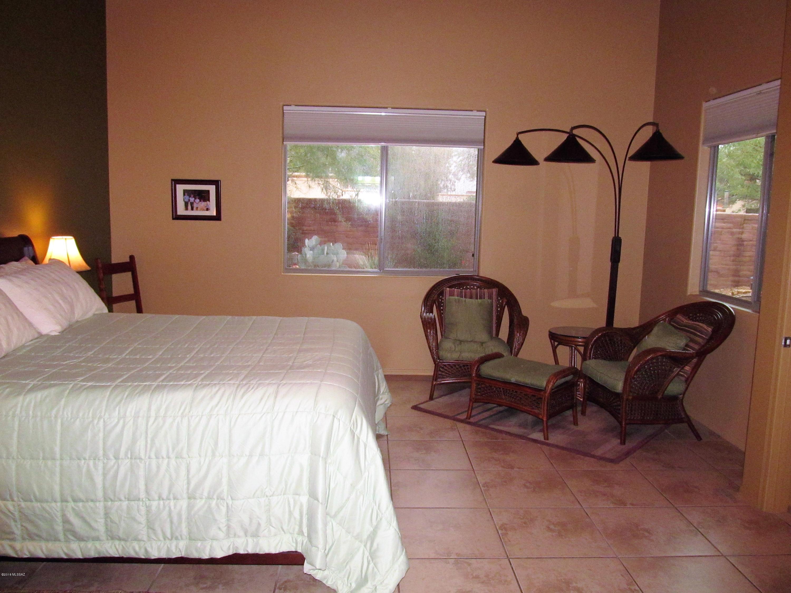 175 E Sky Light Street