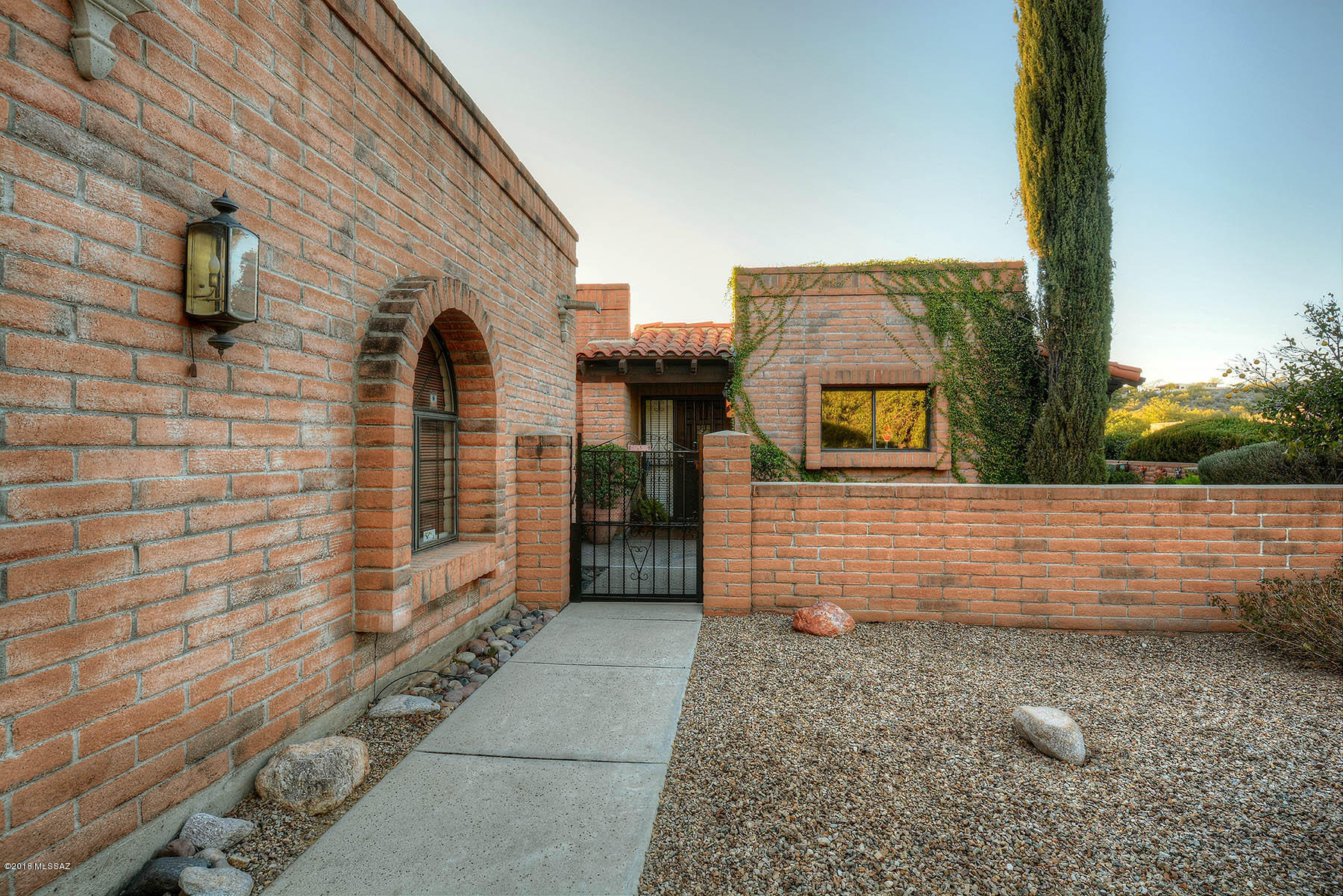 4593 N Camino Campero