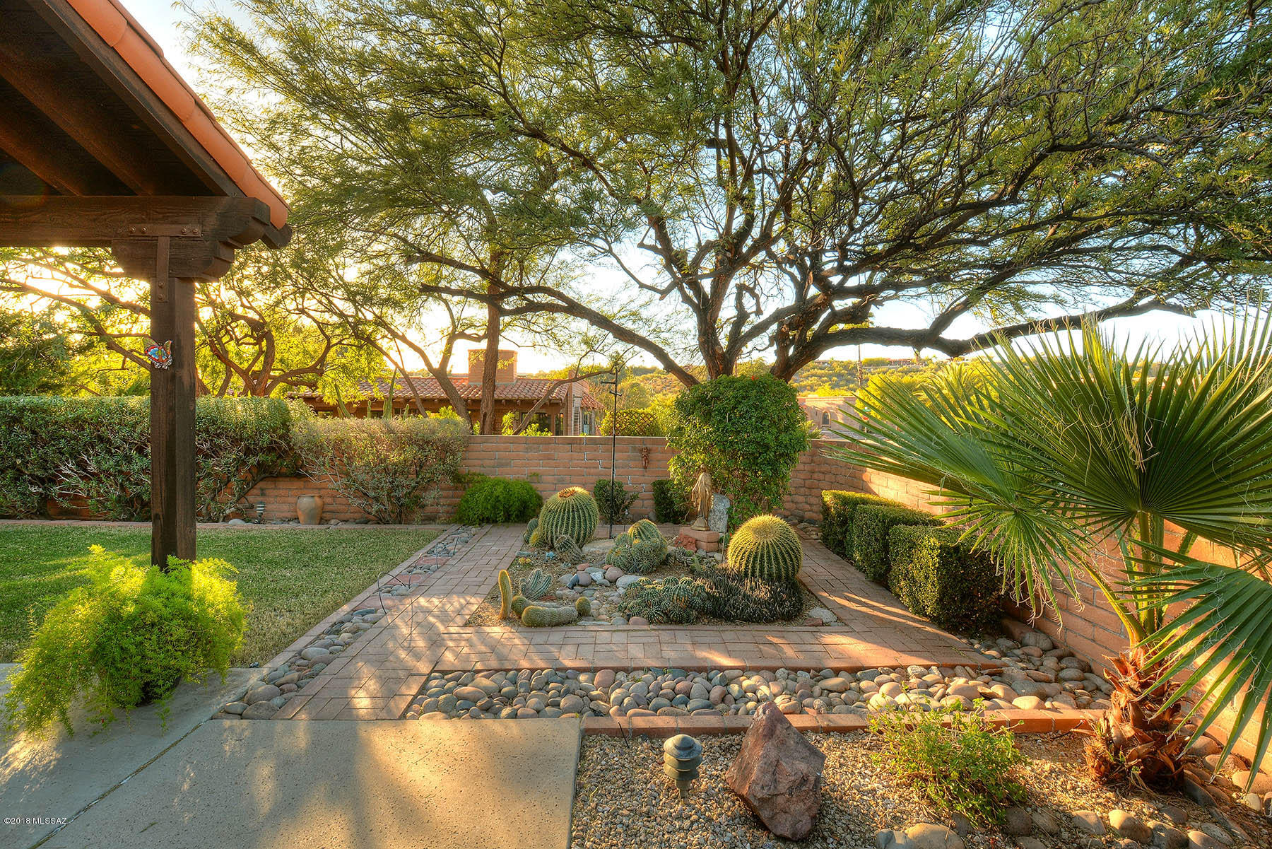 4593 N Camino Campero