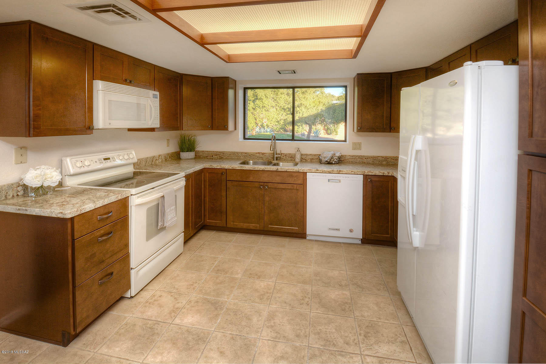 4593 N Camino Campero