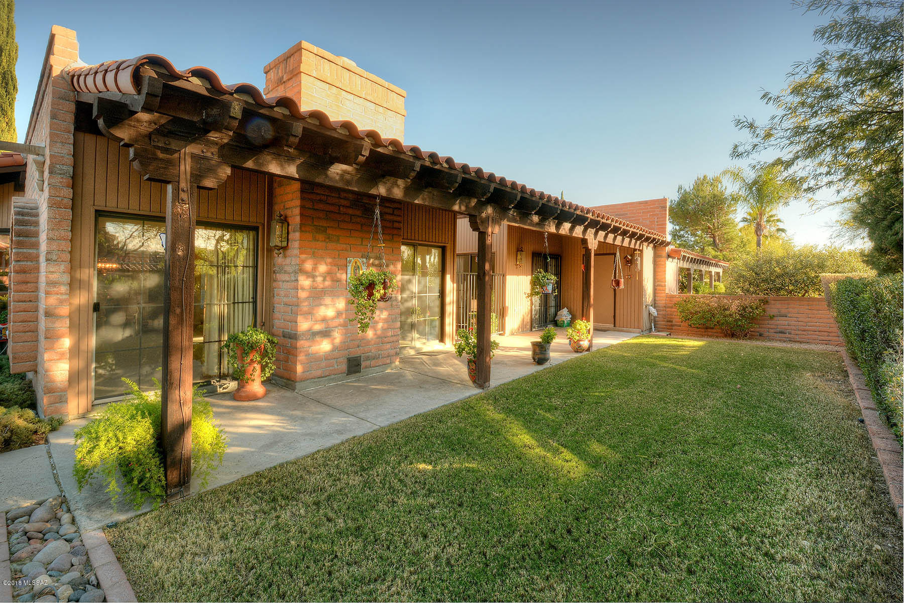 4593 N Camino Campero