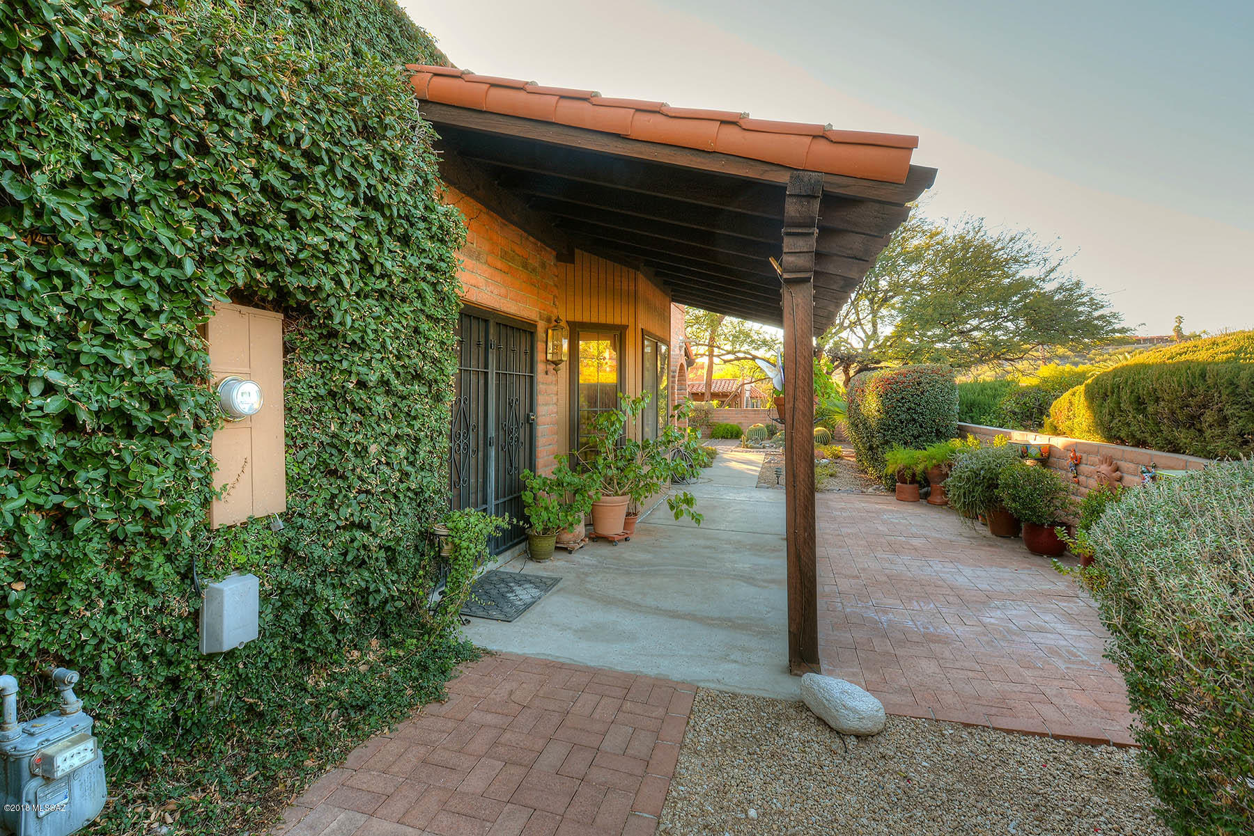 4593 N Camino Campero