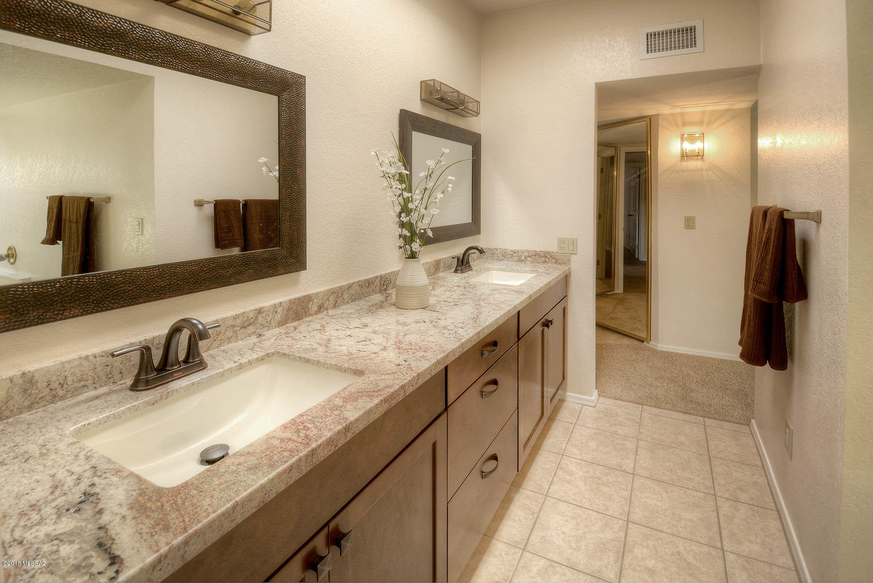 4593 N Camino Campero