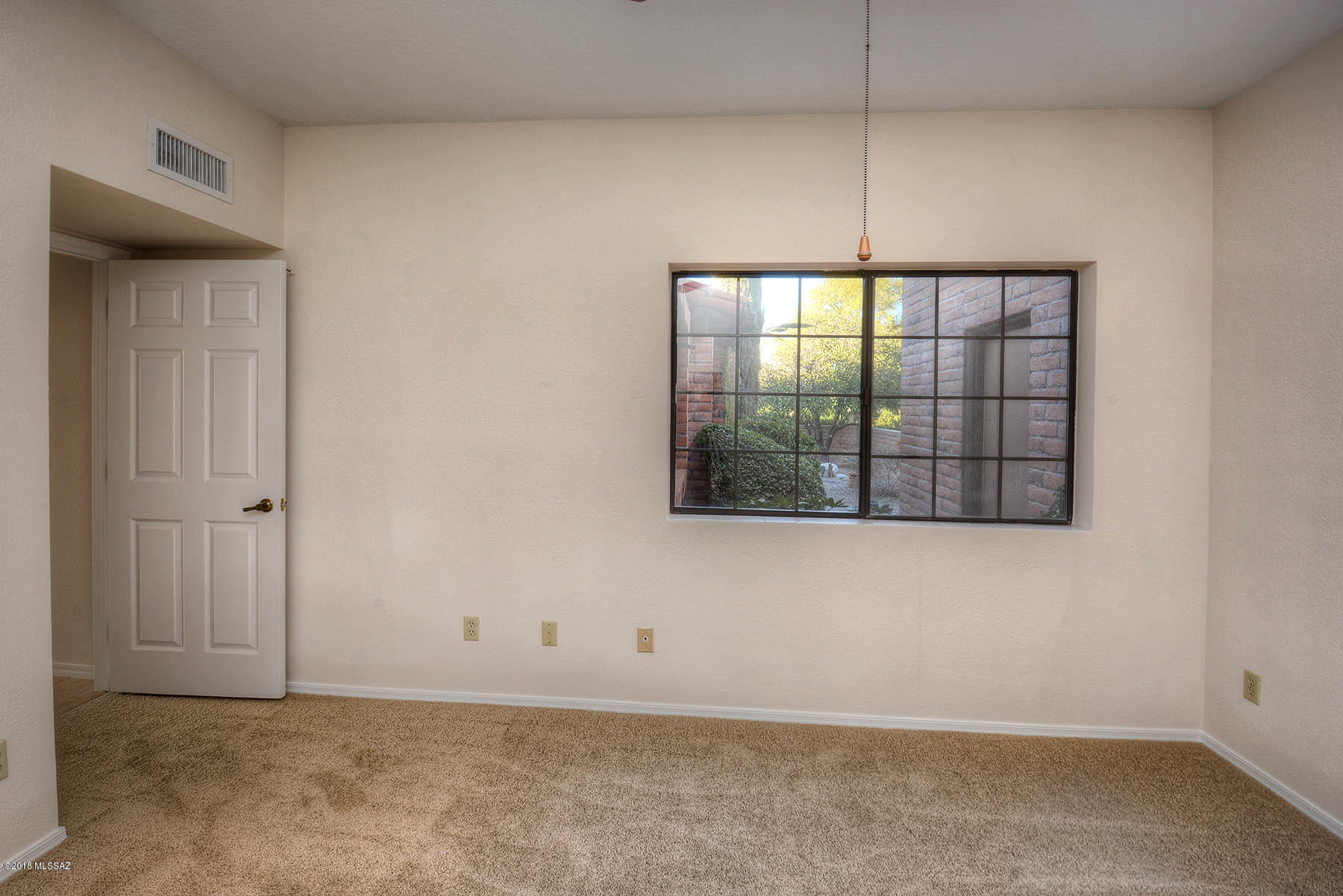 4593 N Camino Campero