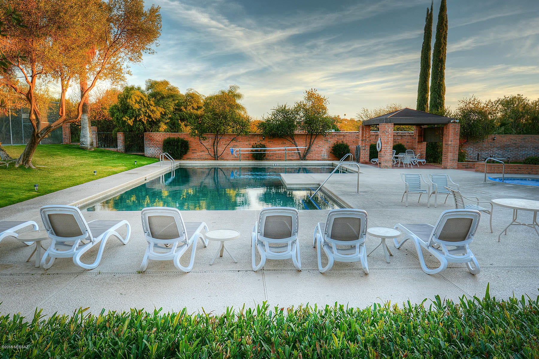 4593 N Camino Campero