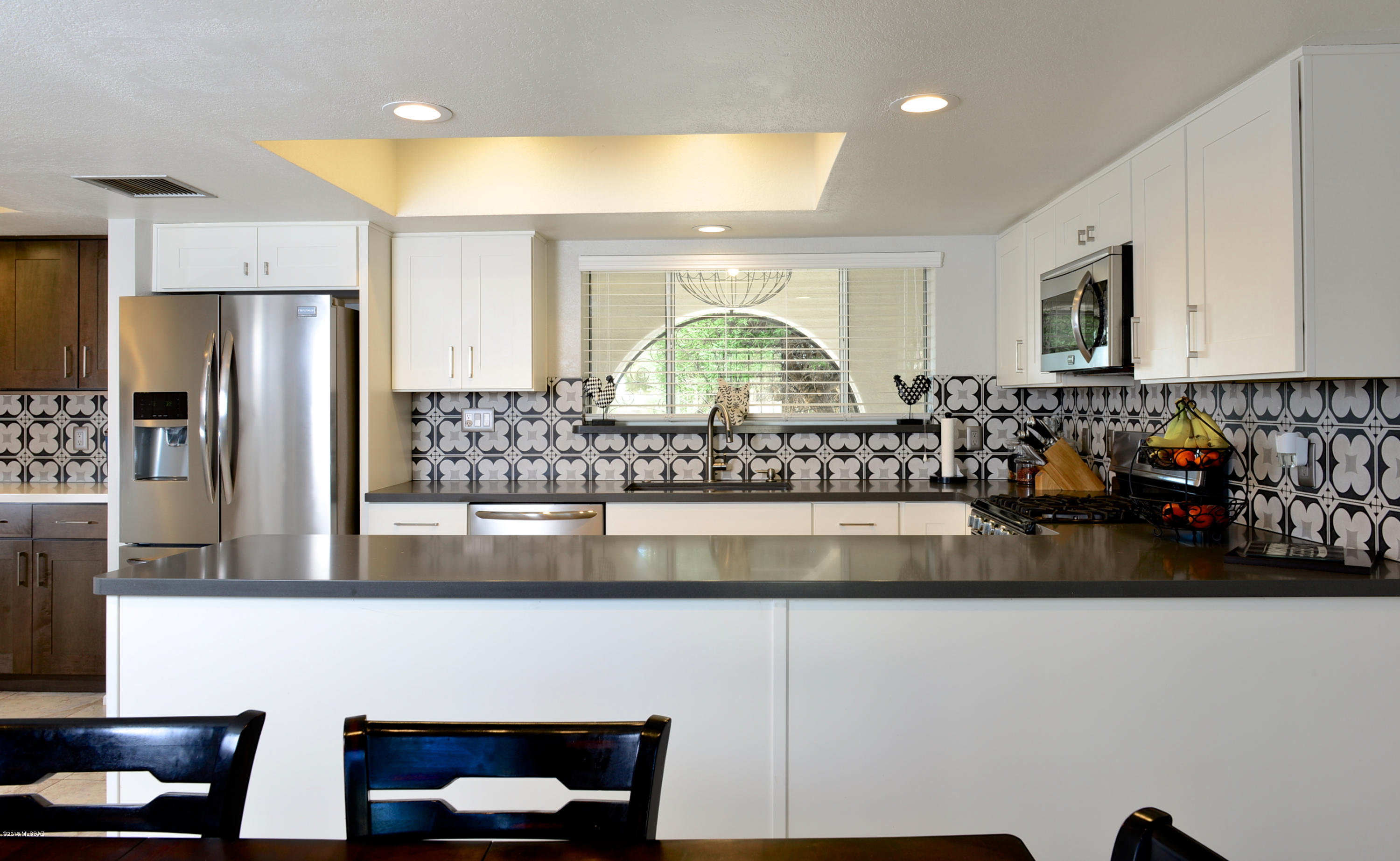 3618 N Knollwood Circle