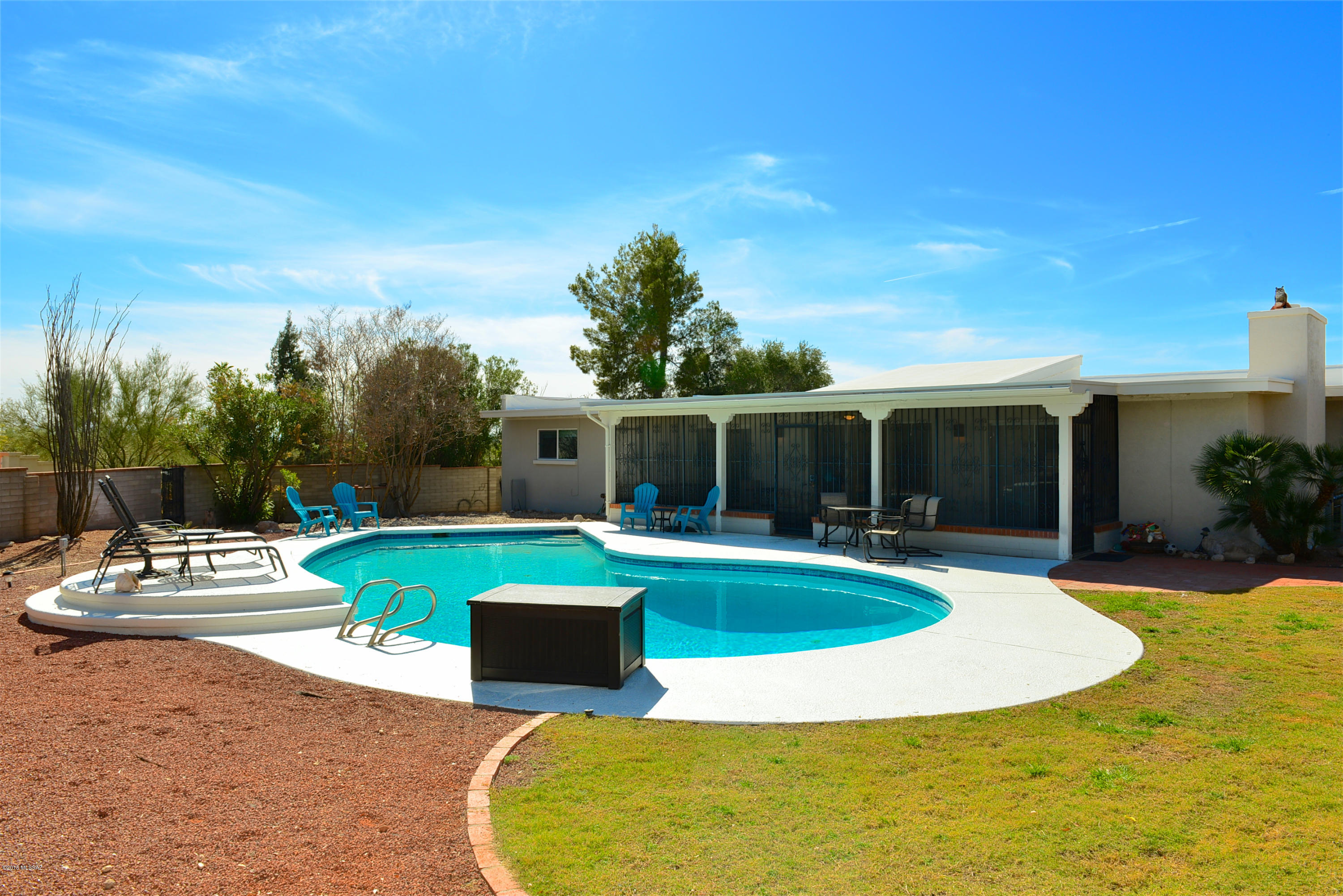 3618 N Knollwood Circle