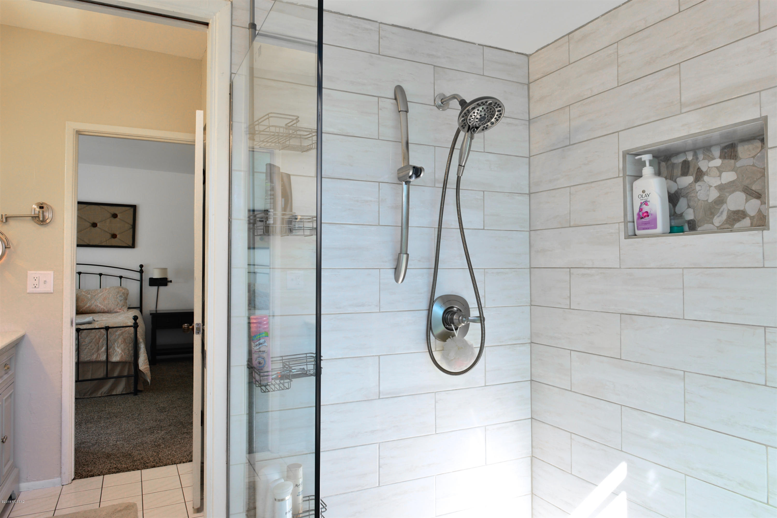 3618 N Knollwood Circle