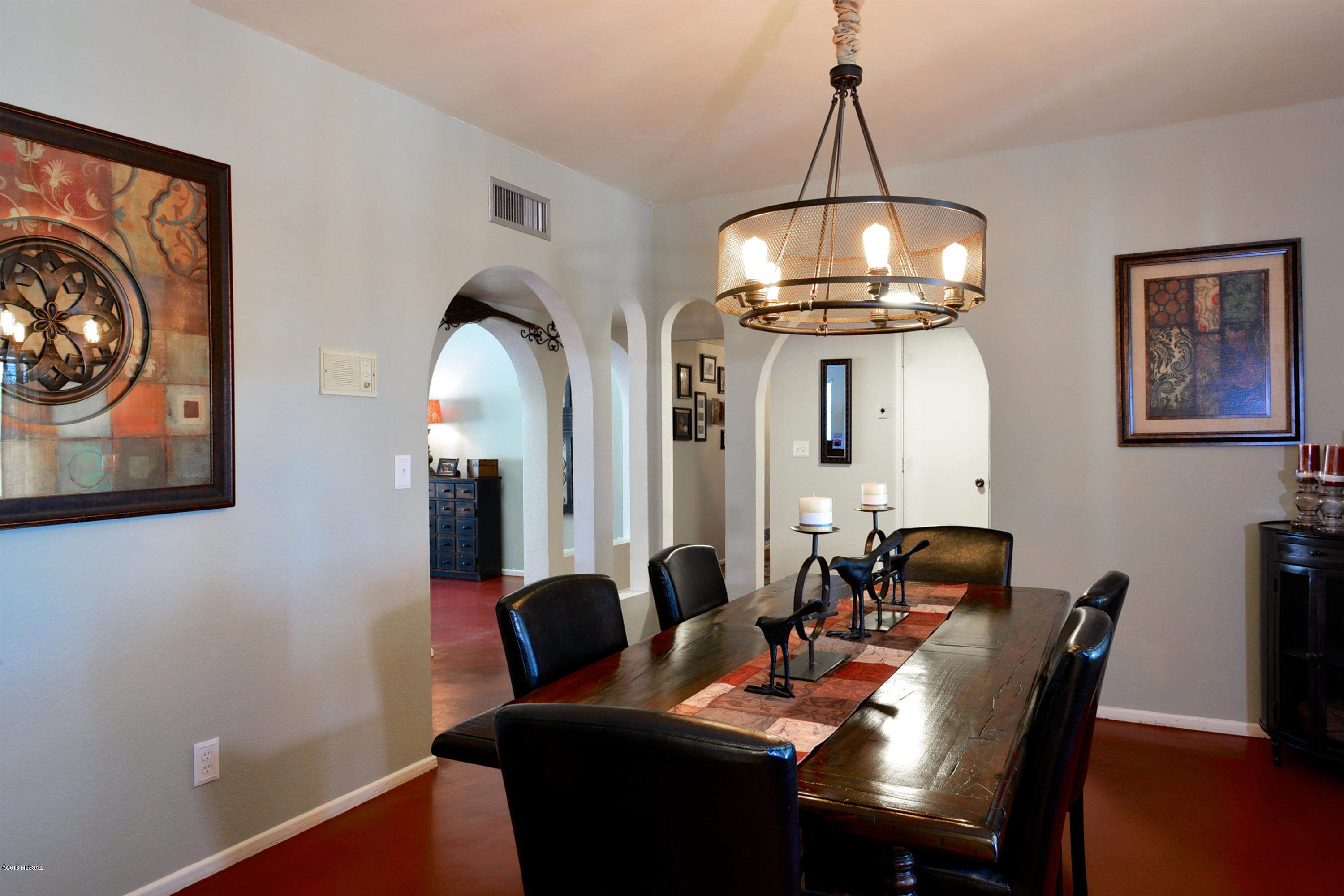 3618 N Knollwood Circle