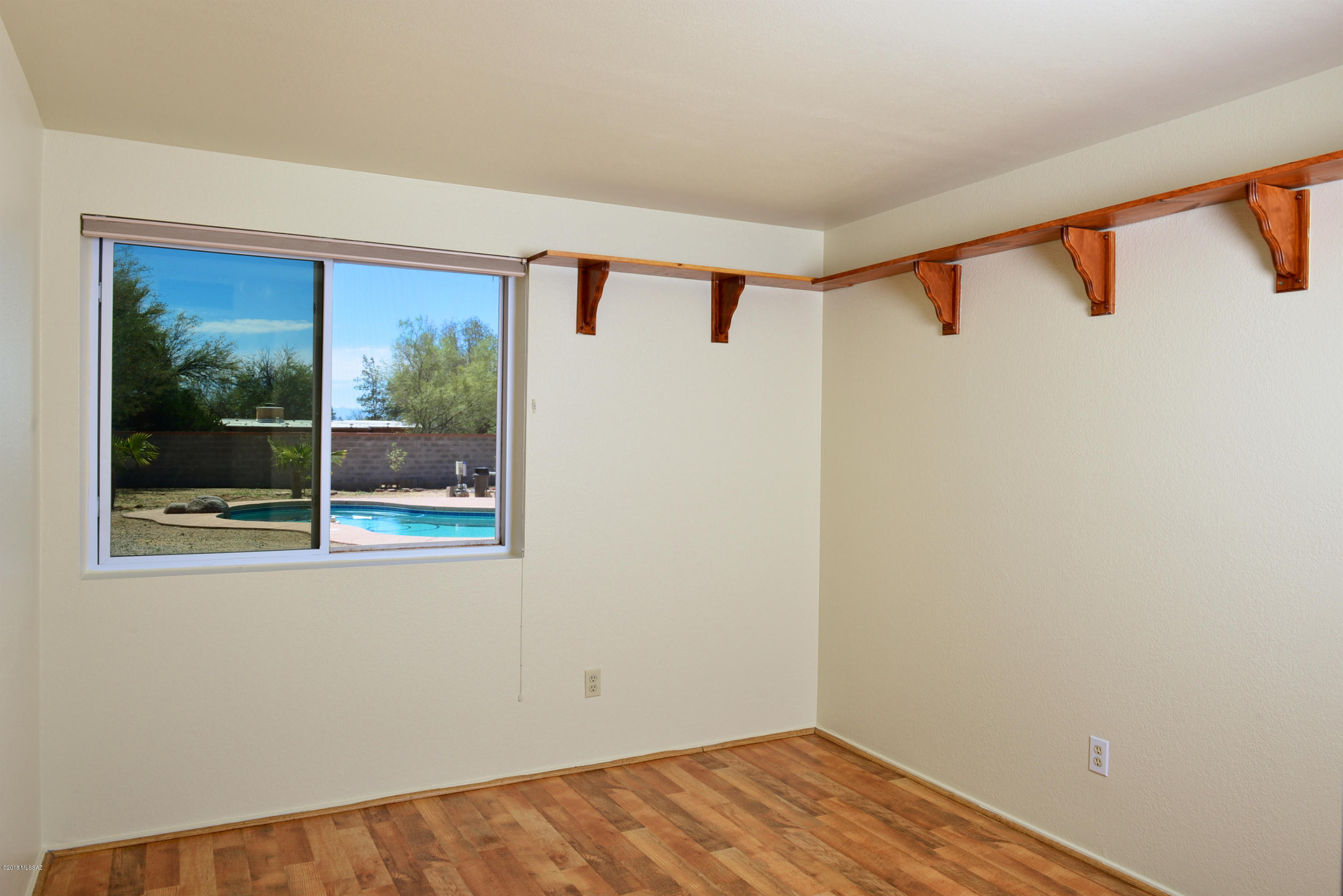 9340 E Walnut Tree Circle