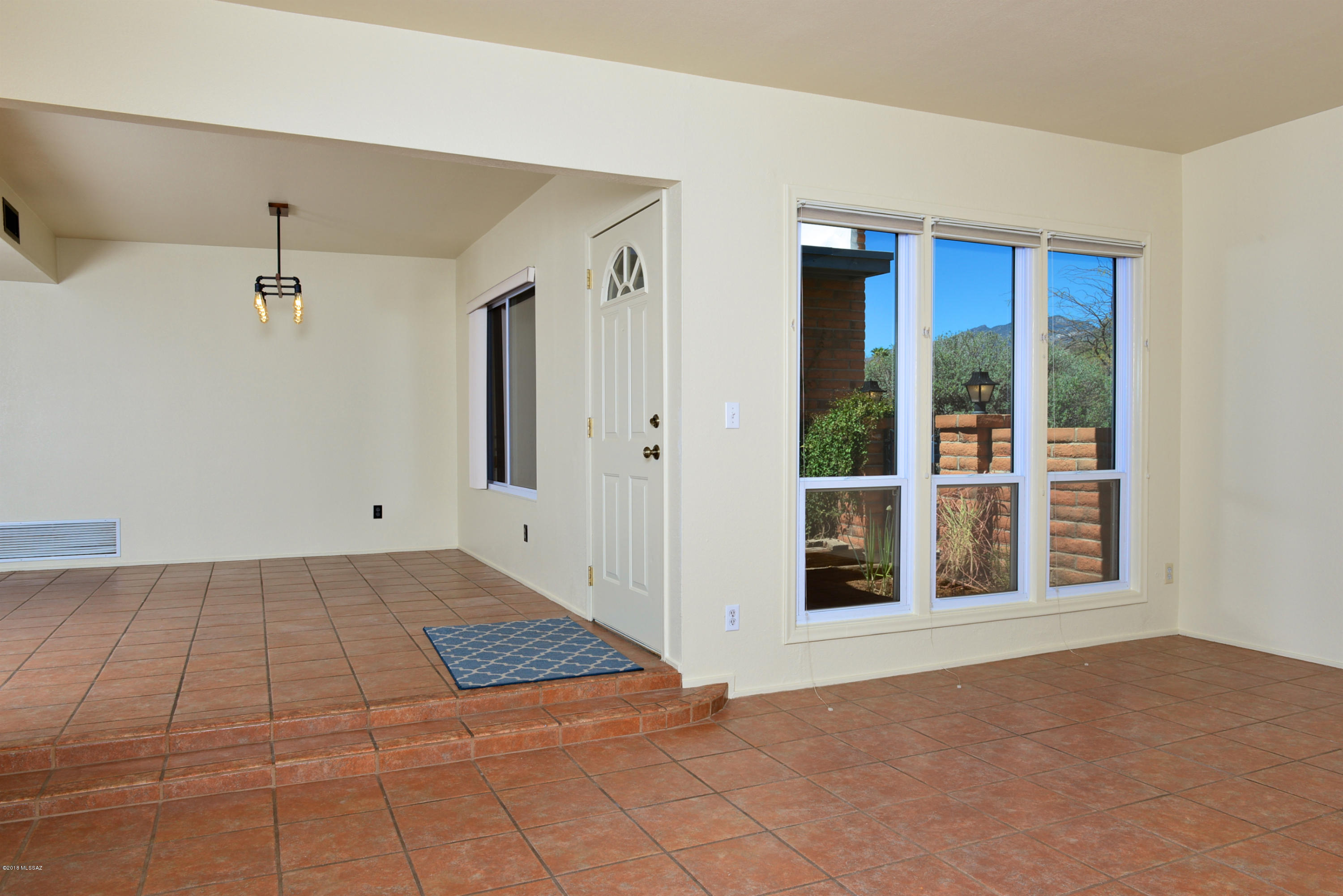 9340 E Walnut Tree Circle