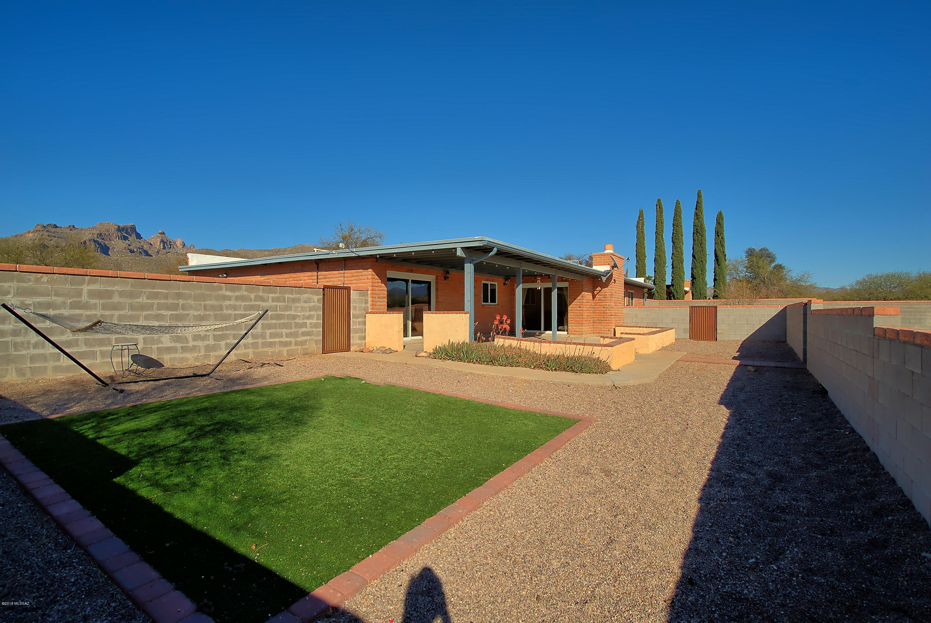 9340 E Walnut Tree Circle