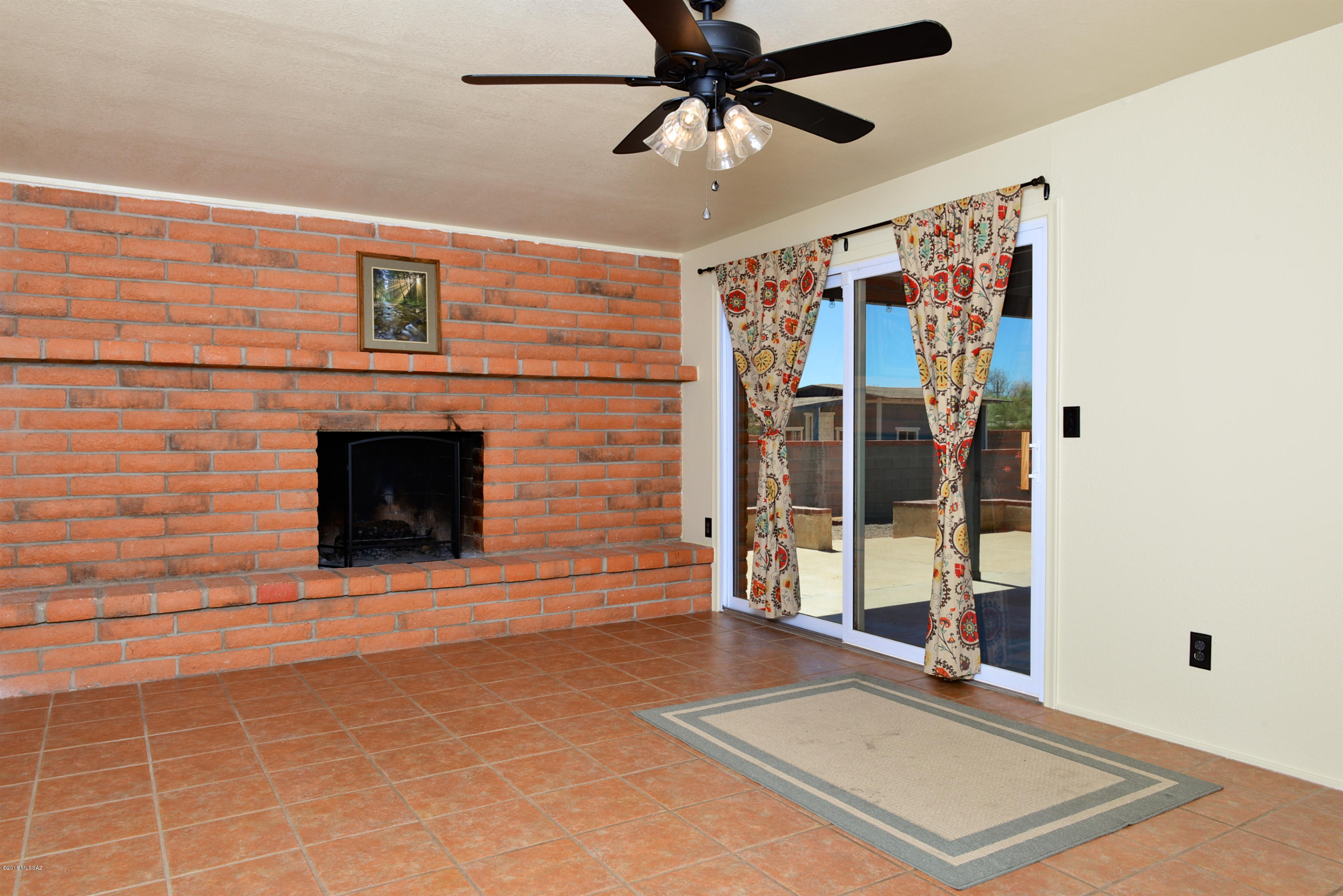 9340 E Walnut Tree Circle