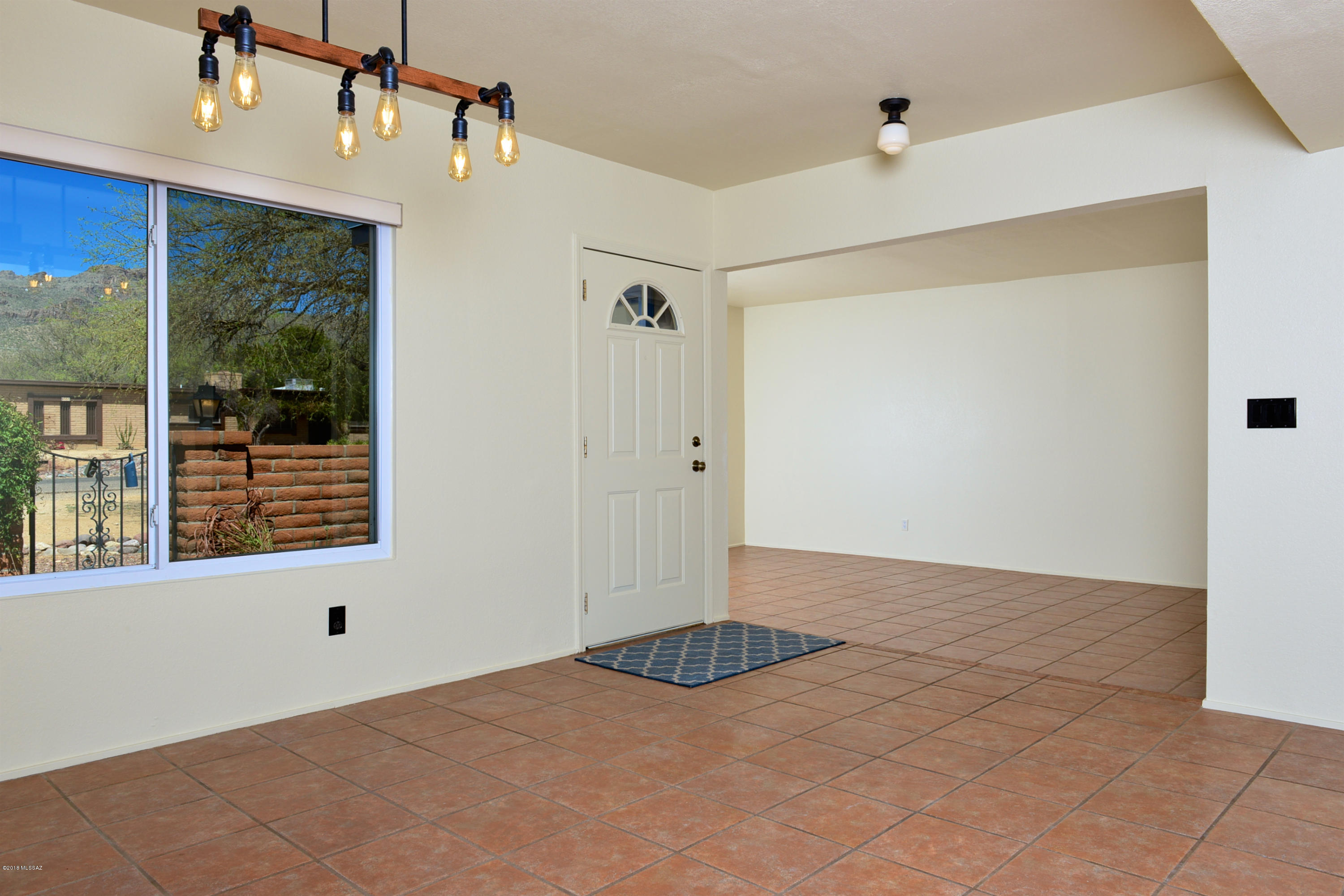 9340 E Walnut Tree Circle