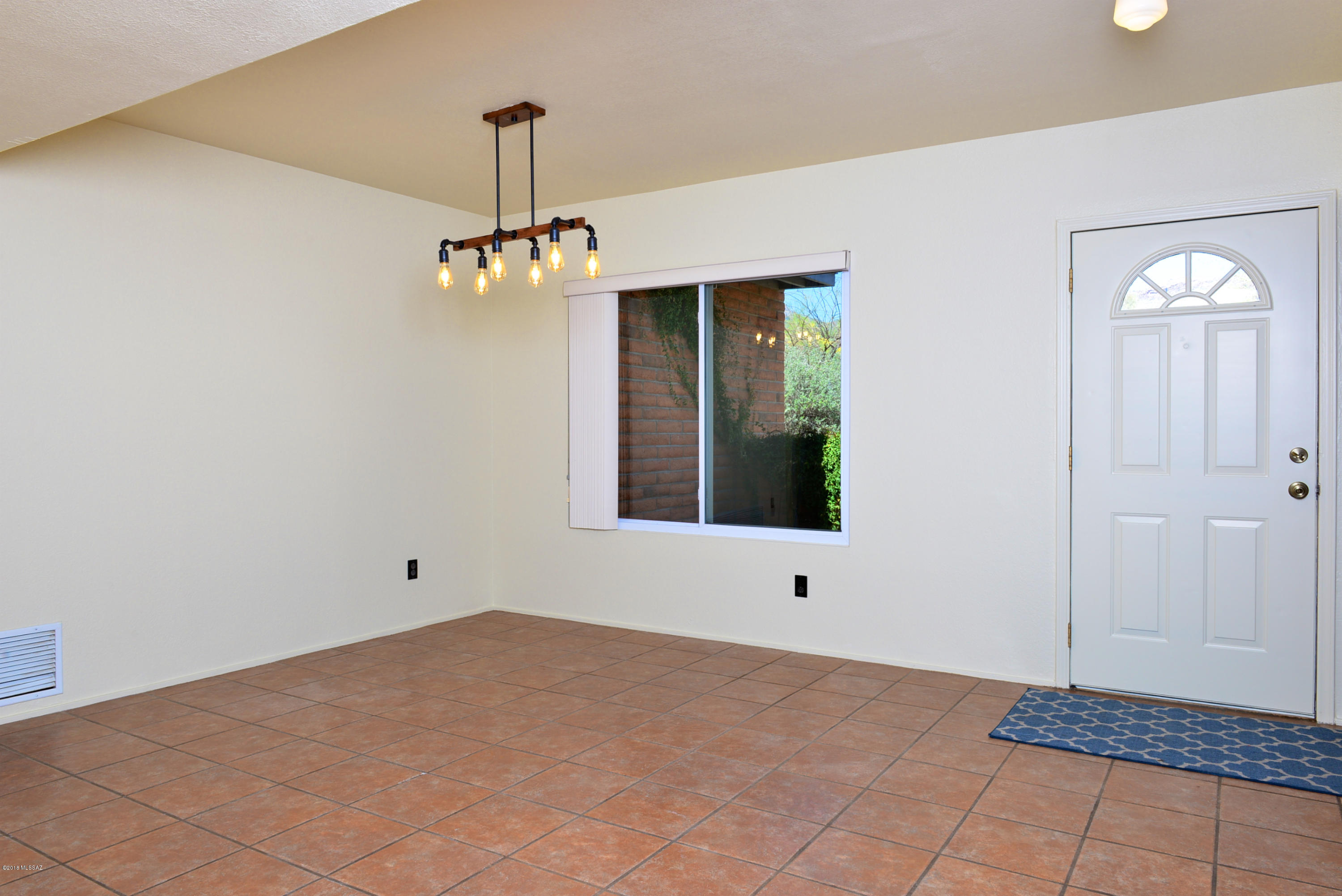 9340 E Walnut Tree Circle