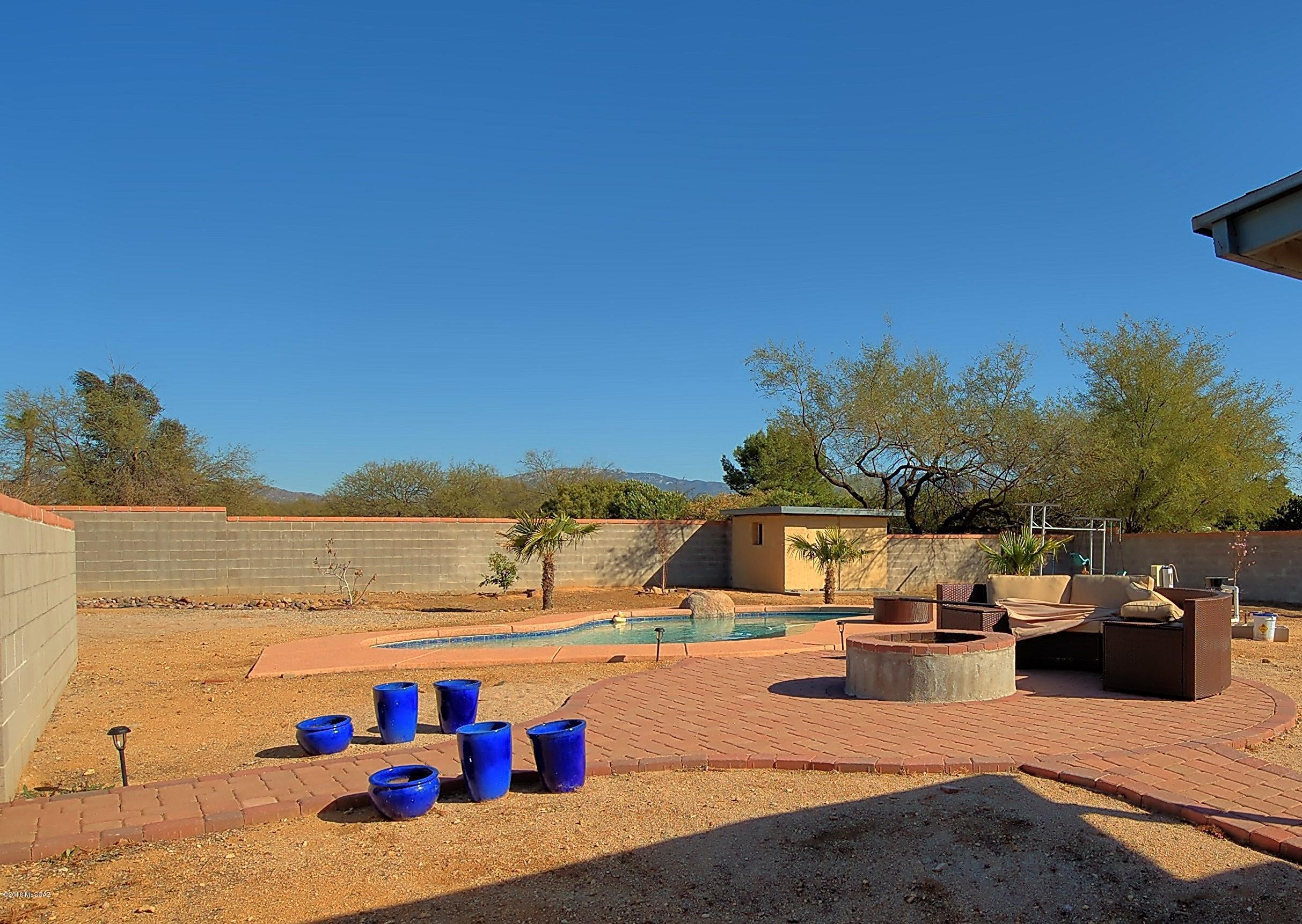 9340 E Walnut Tree Circle