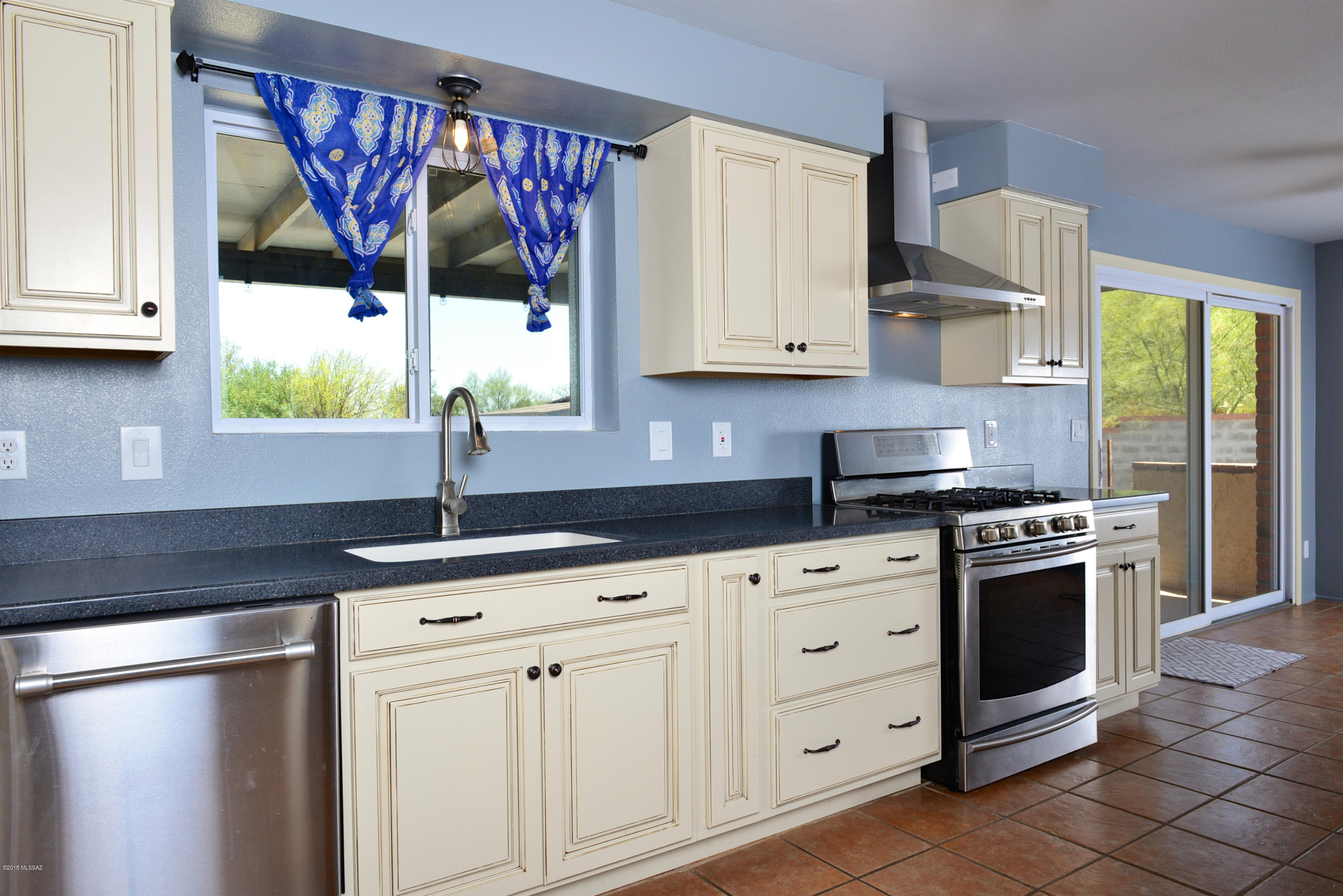 9340 E Walnut Tree Circle