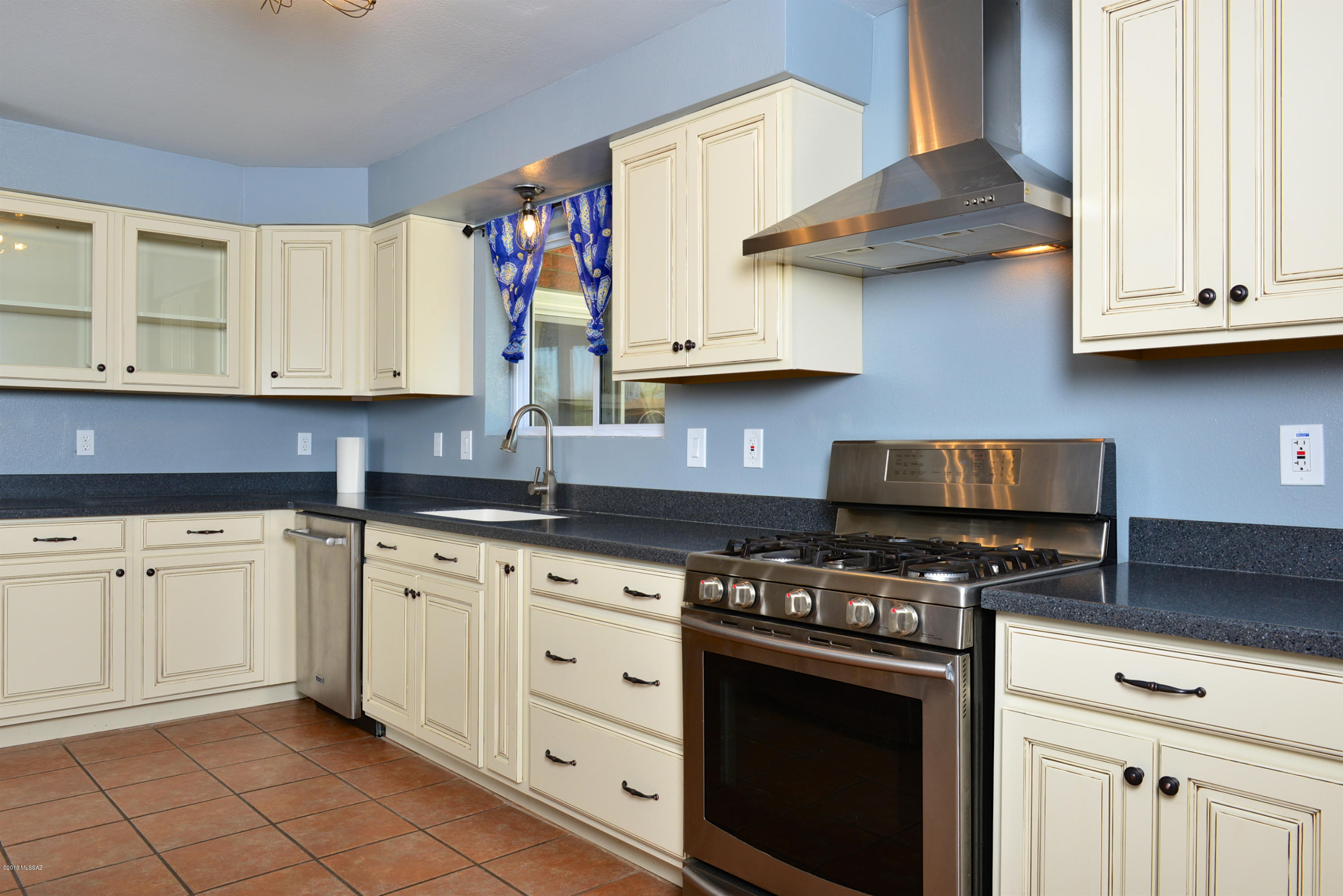 9340 E Walnut Tree Circle