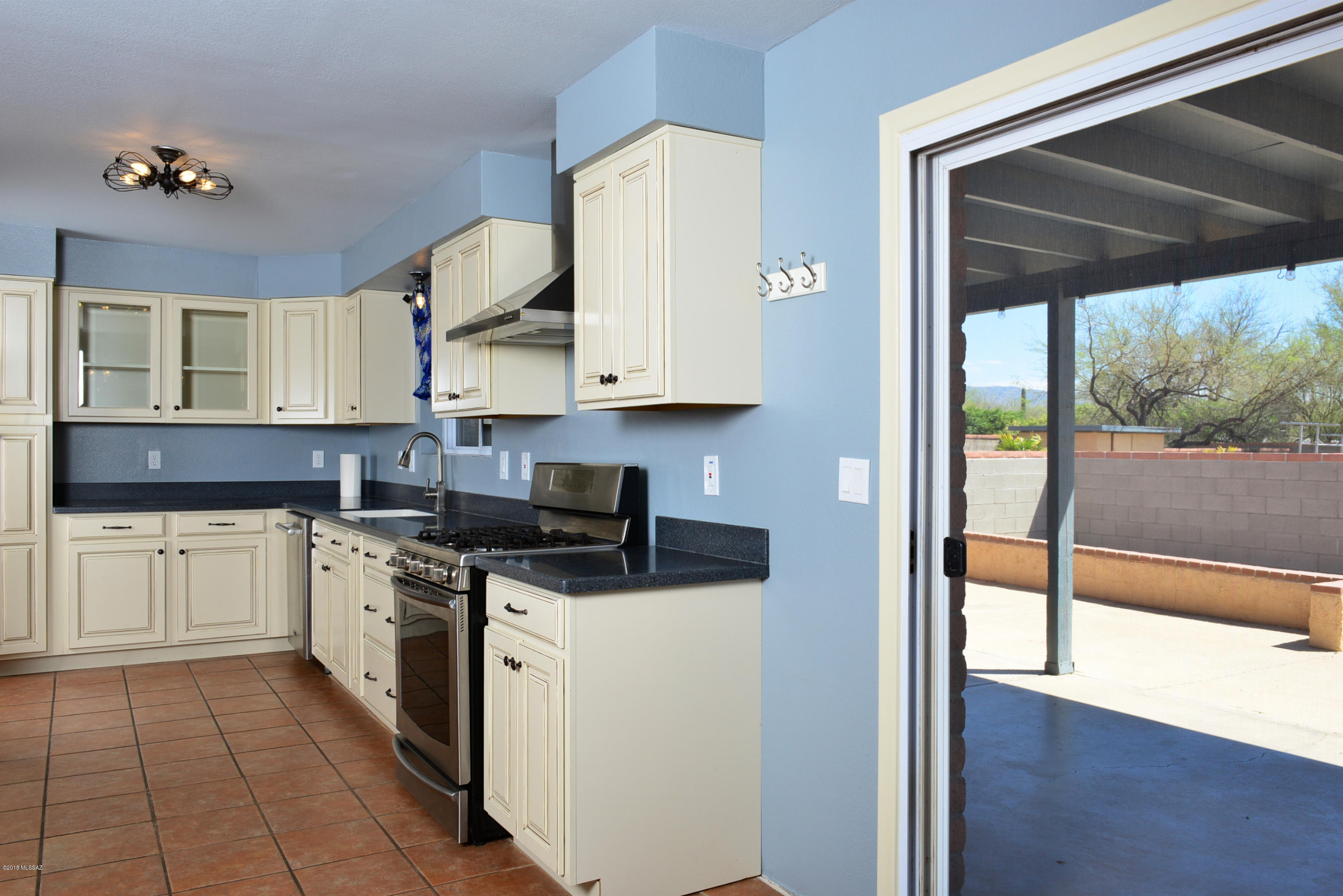 9340 E Walnut Tree Circle