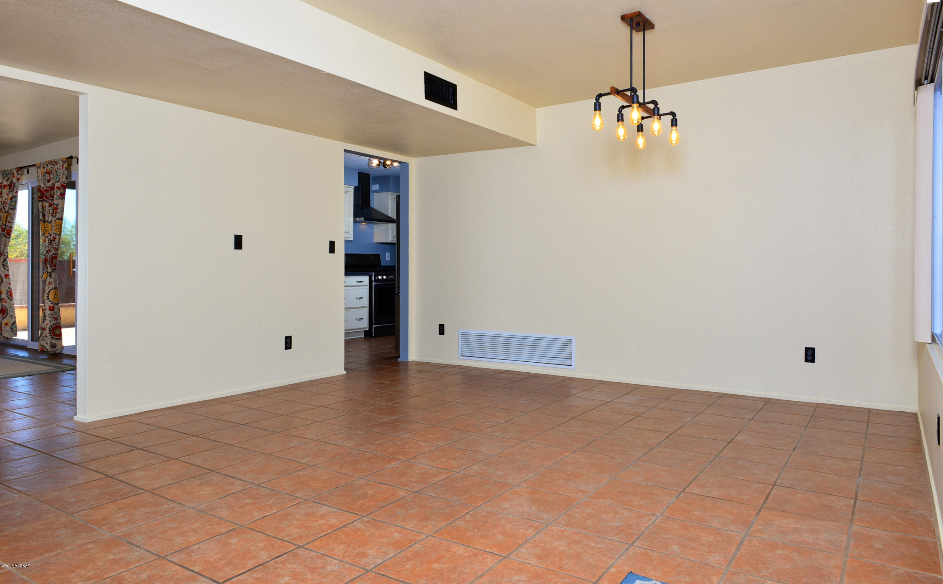 9340 E Walnut Tree Circle