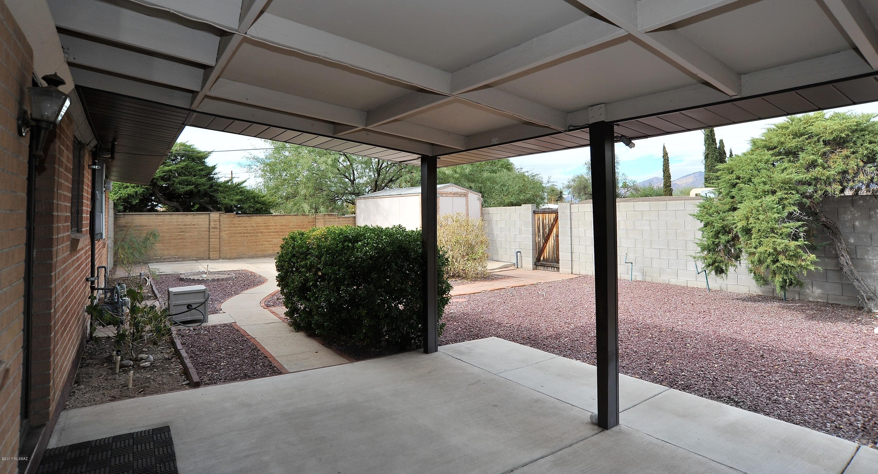 8521 E Shiloh Street