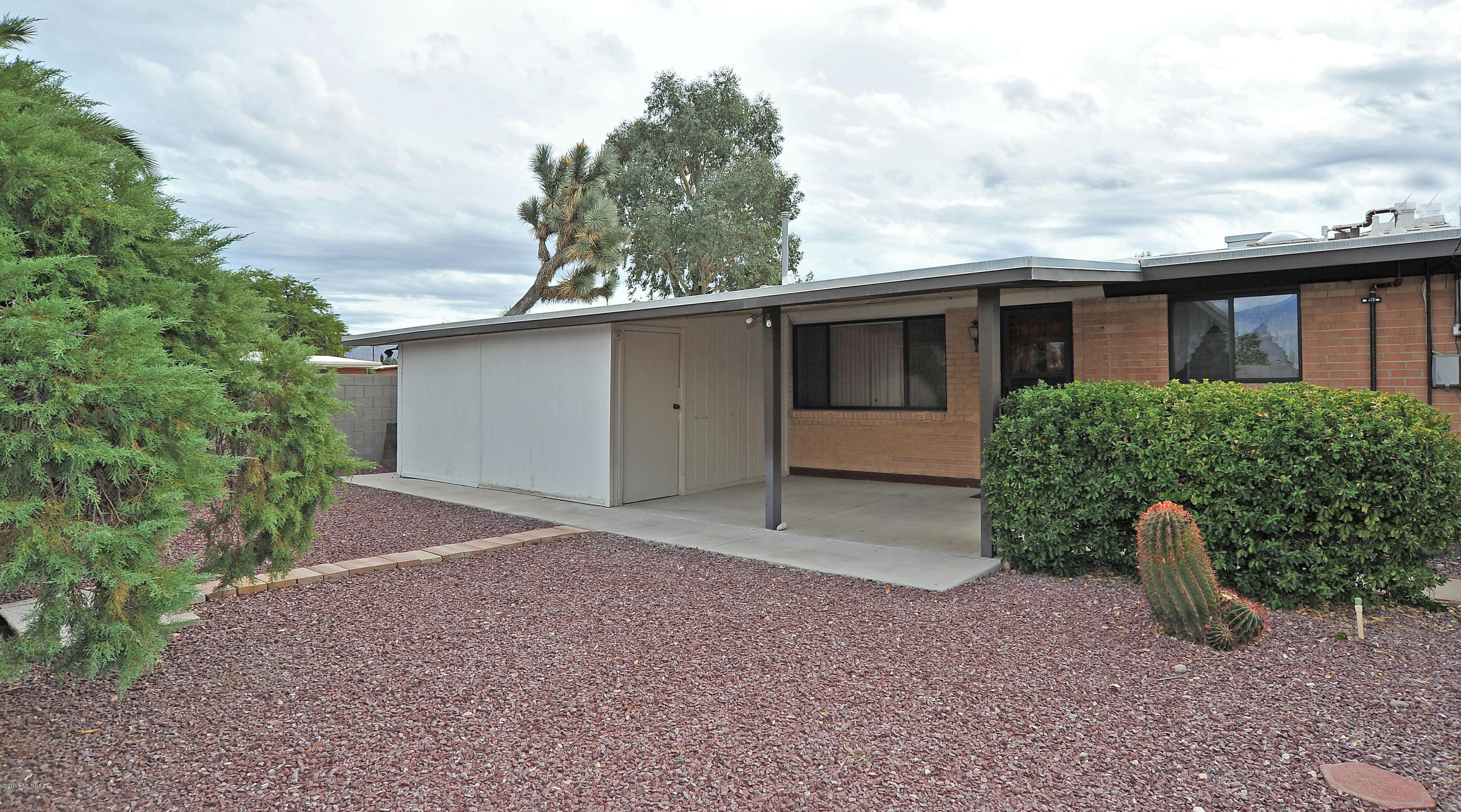 8521 E Shiloh Street