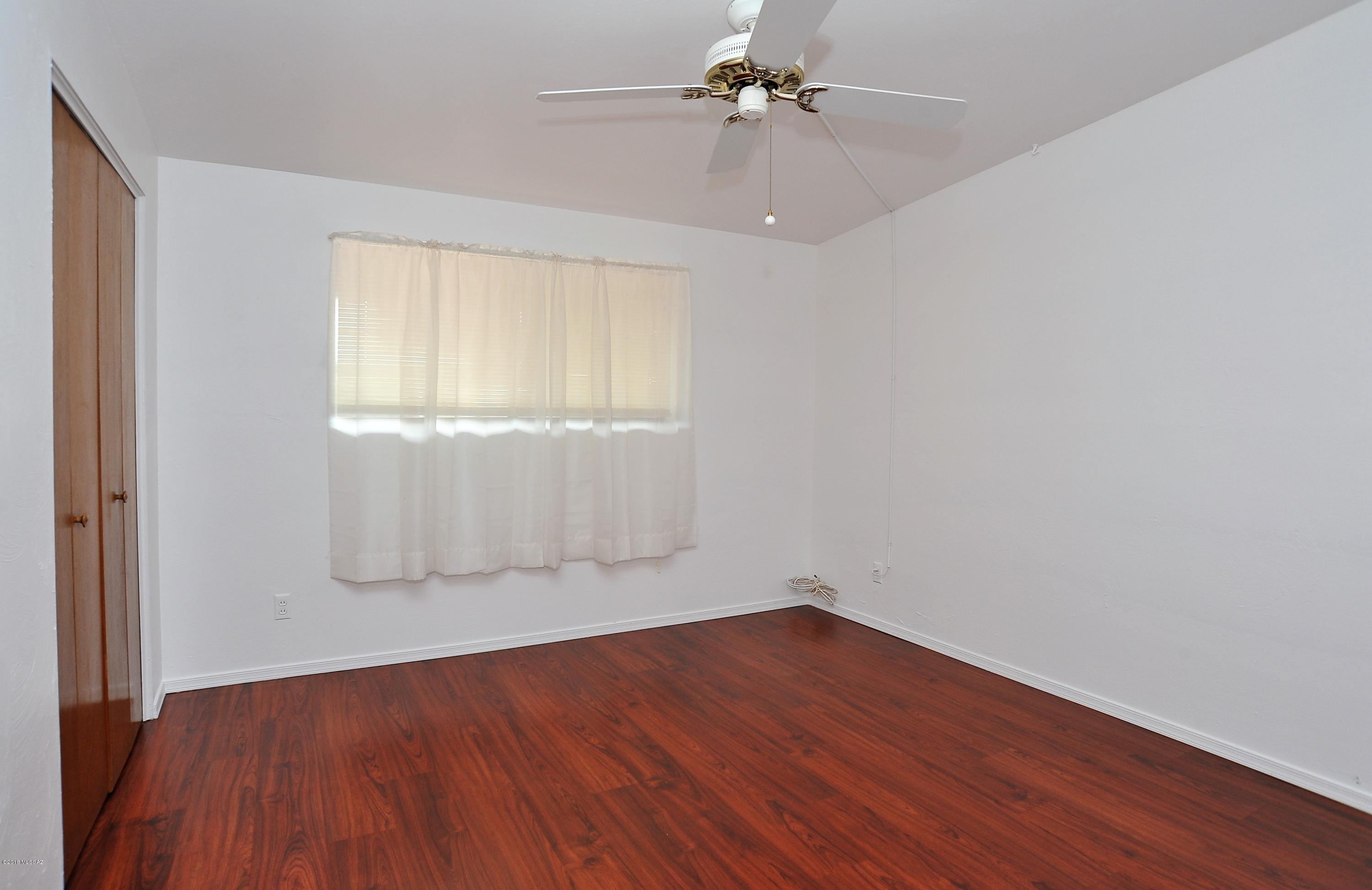 8521 E Shiloh Street