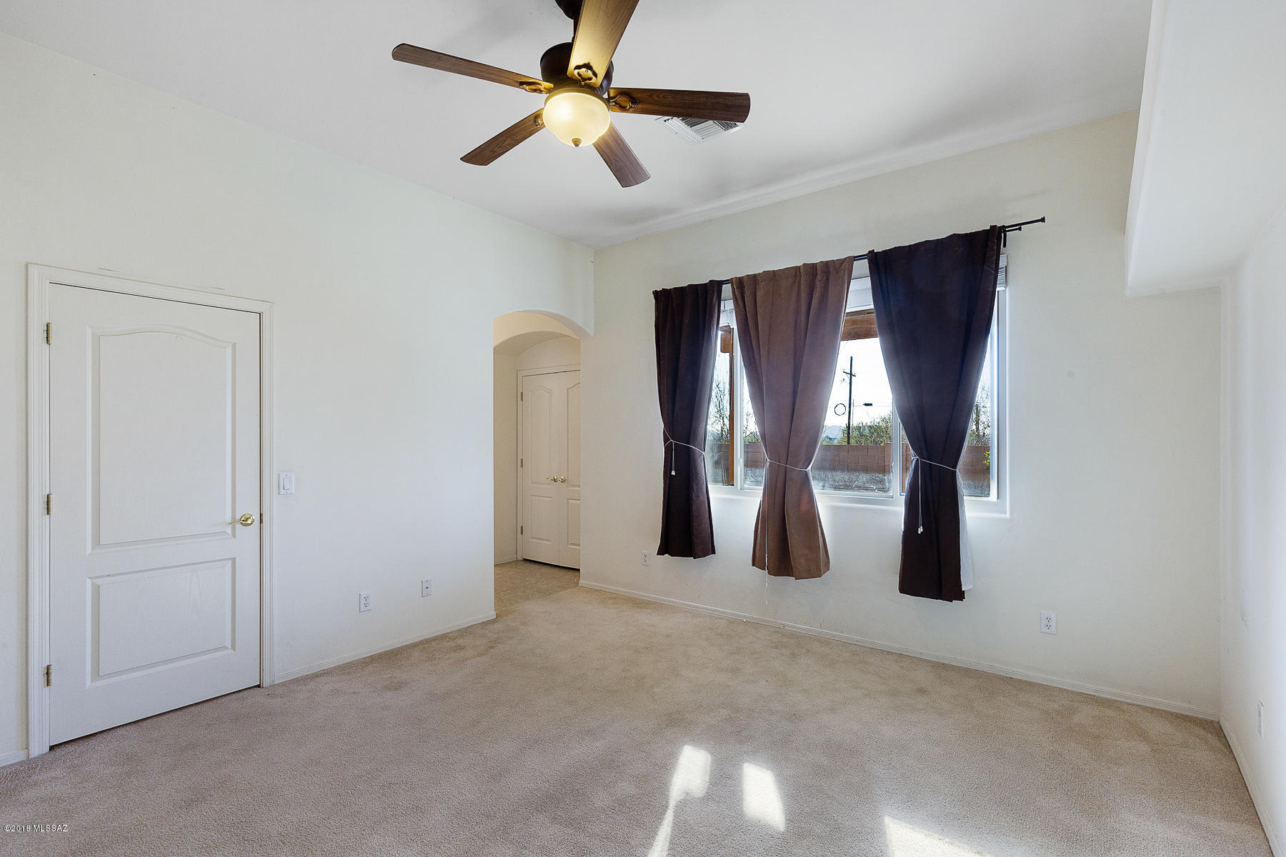 8874 N Sky Dancer Circle N