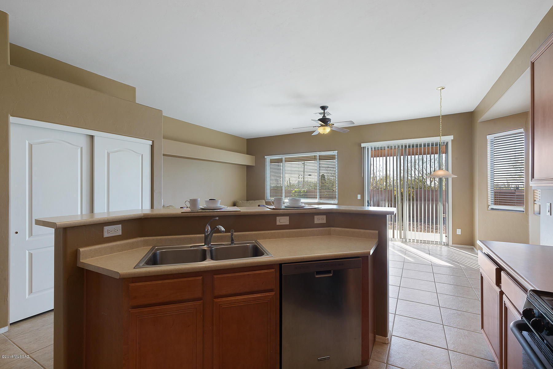 8874 N Sky Dancer Circle N