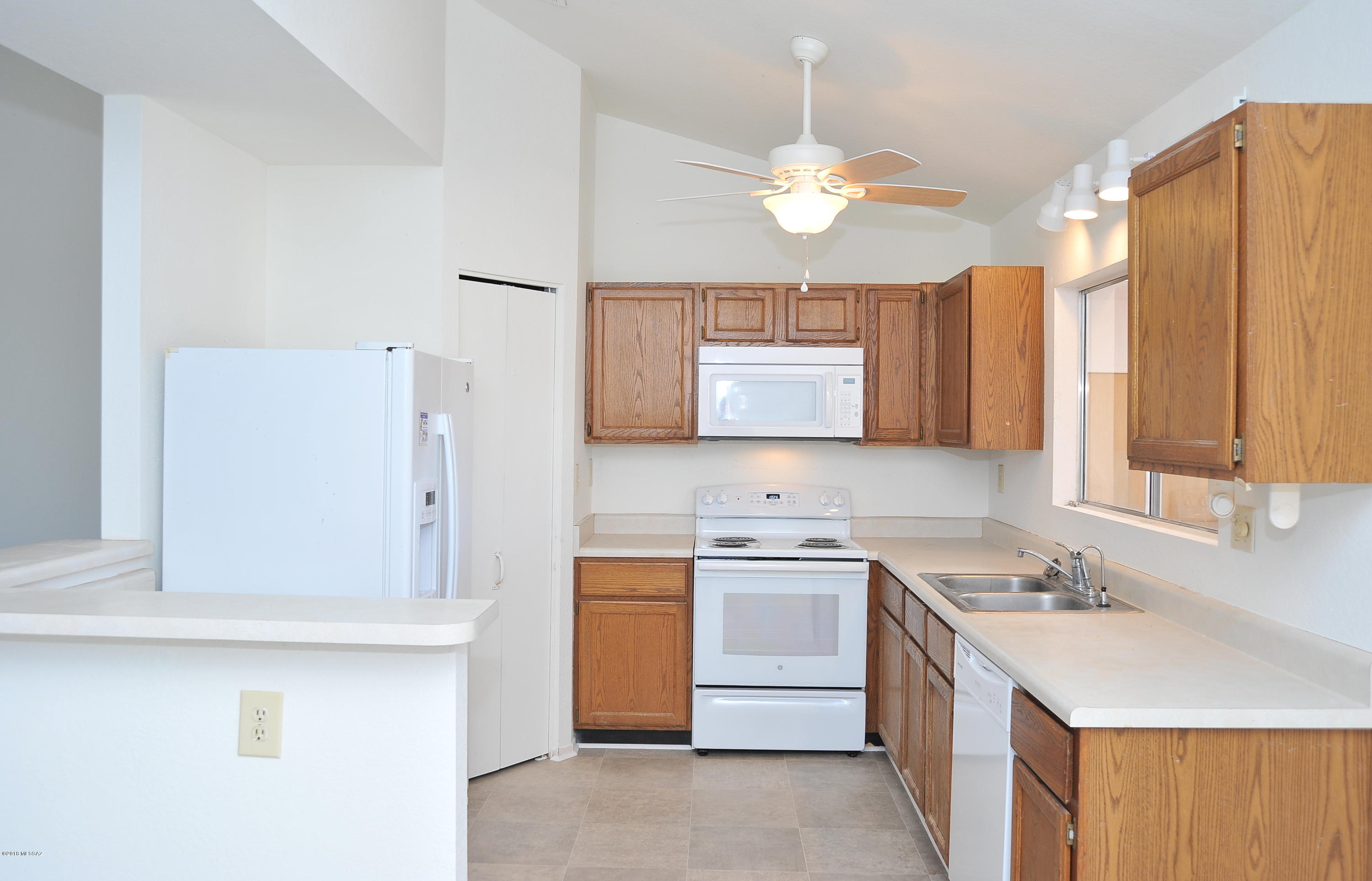 10570 Breckinridge Drive E