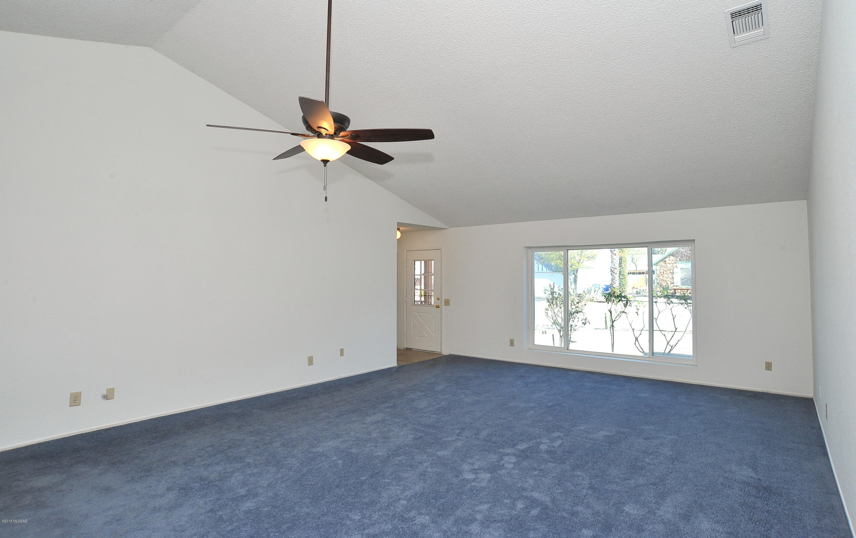 10570 Breckinridge Drive E