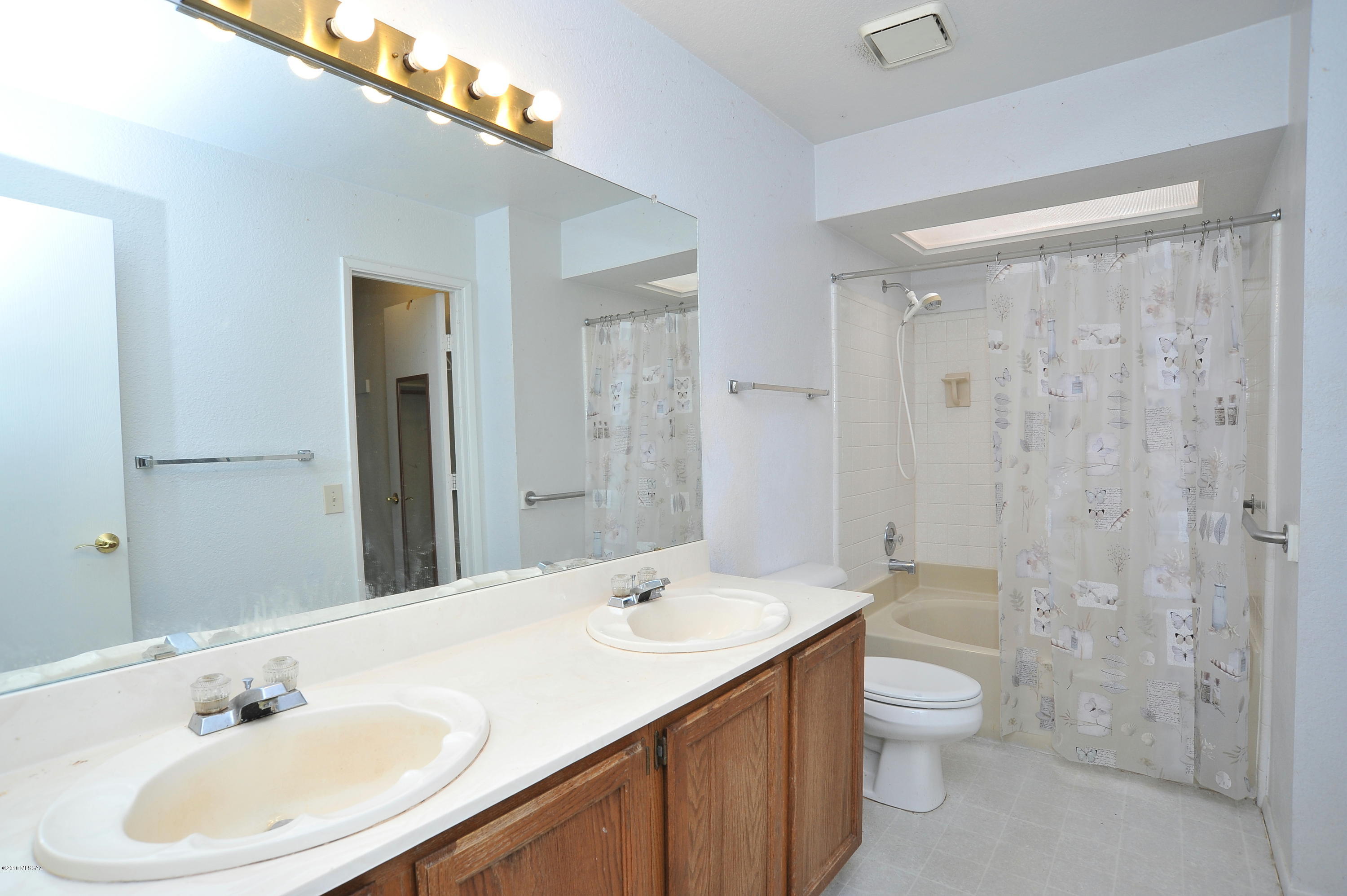 10570 Breckinridge Drive E