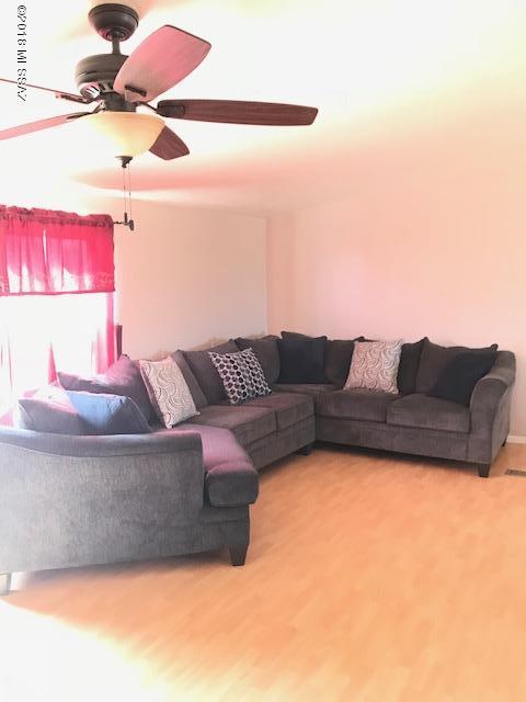 14396 W Viking Street