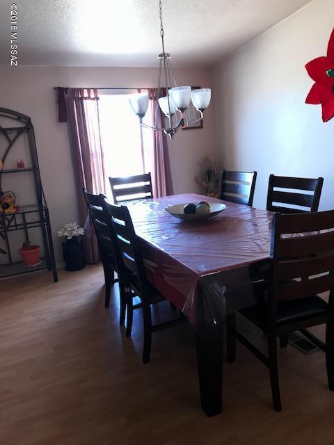 14396 W Viking Street