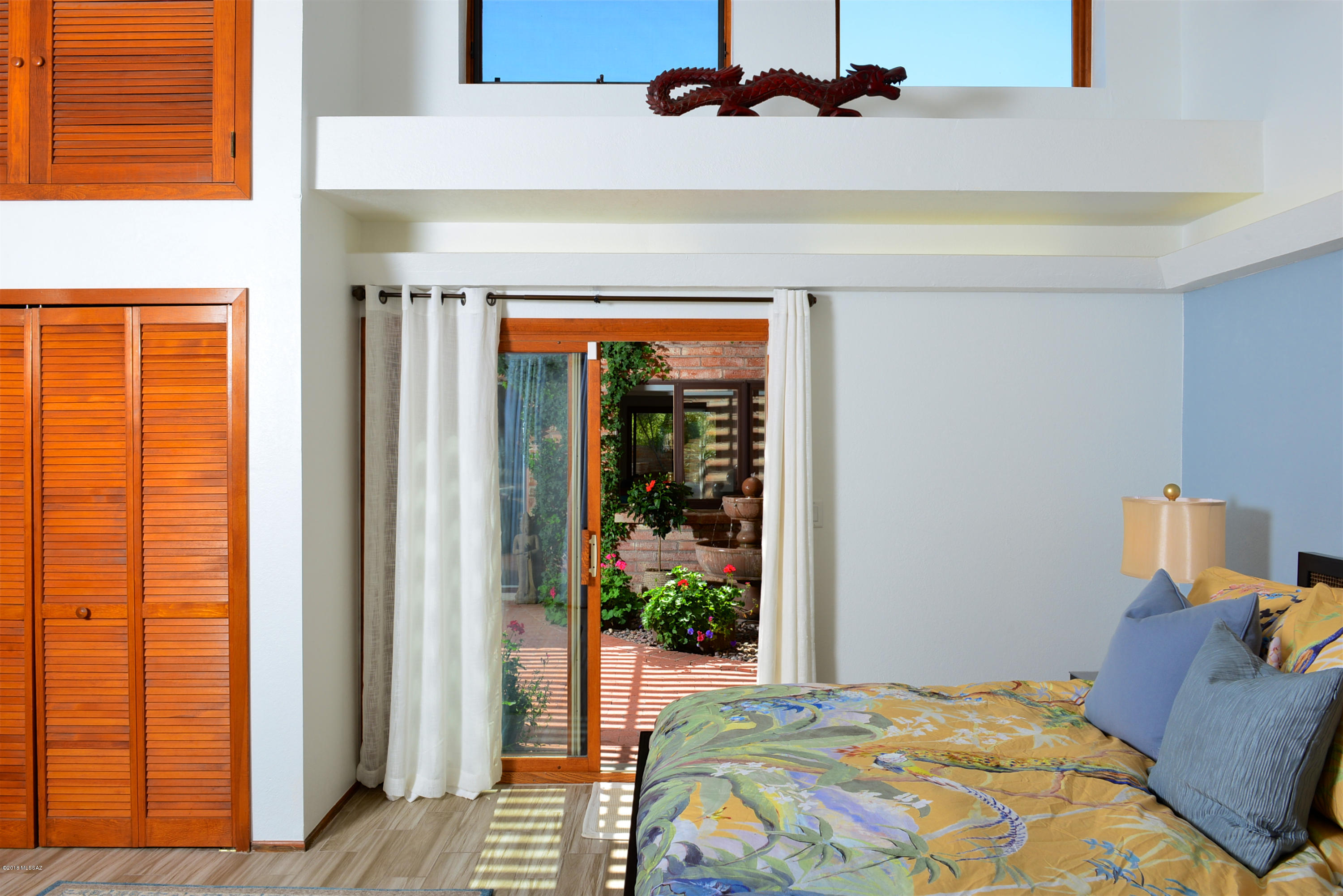 6240 N Camino Miraval