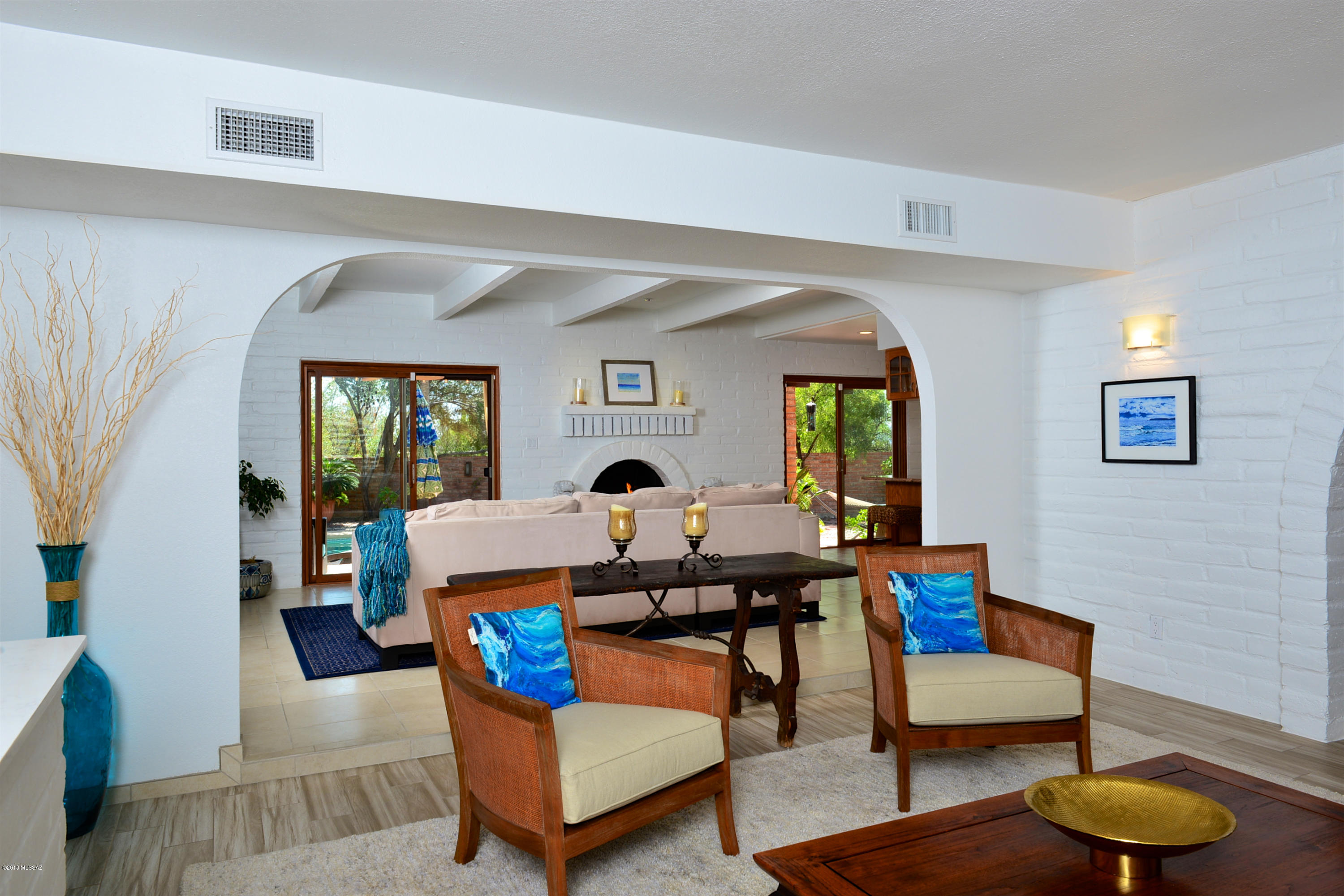 6240 N Camino Miraval