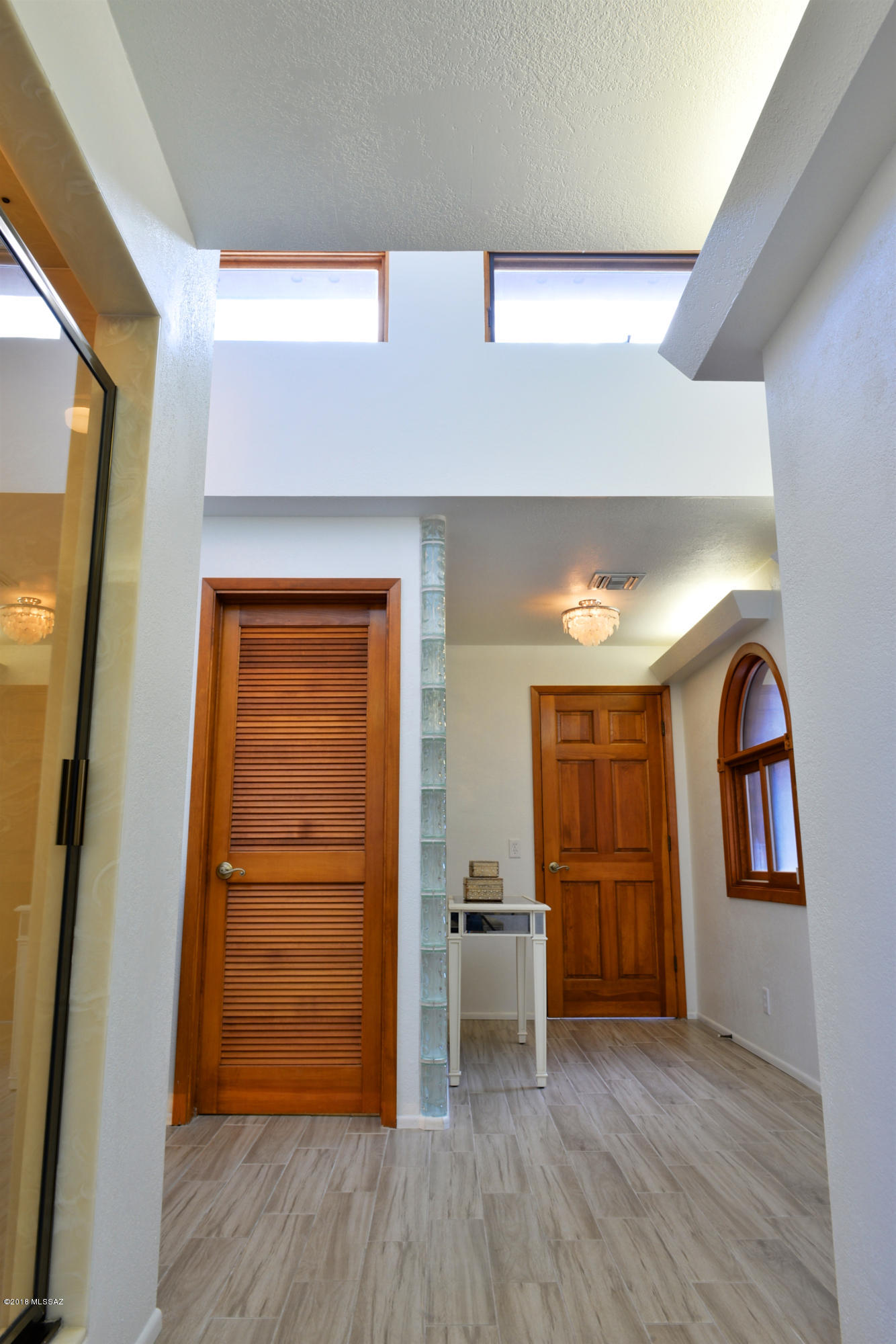 6240 N Camino Miraval