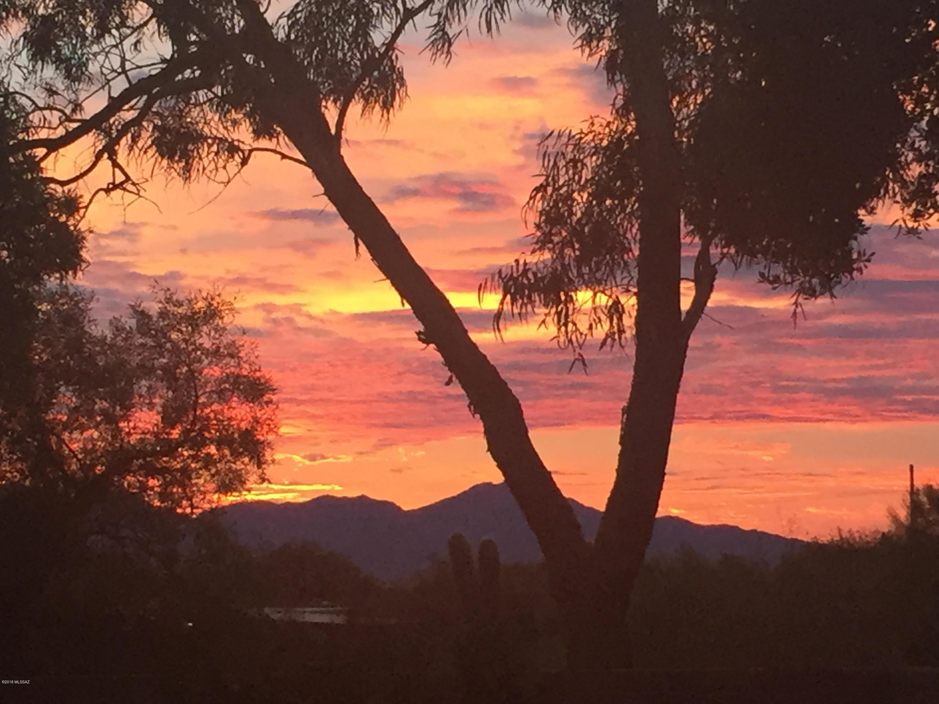 6240 N Camino Miraval