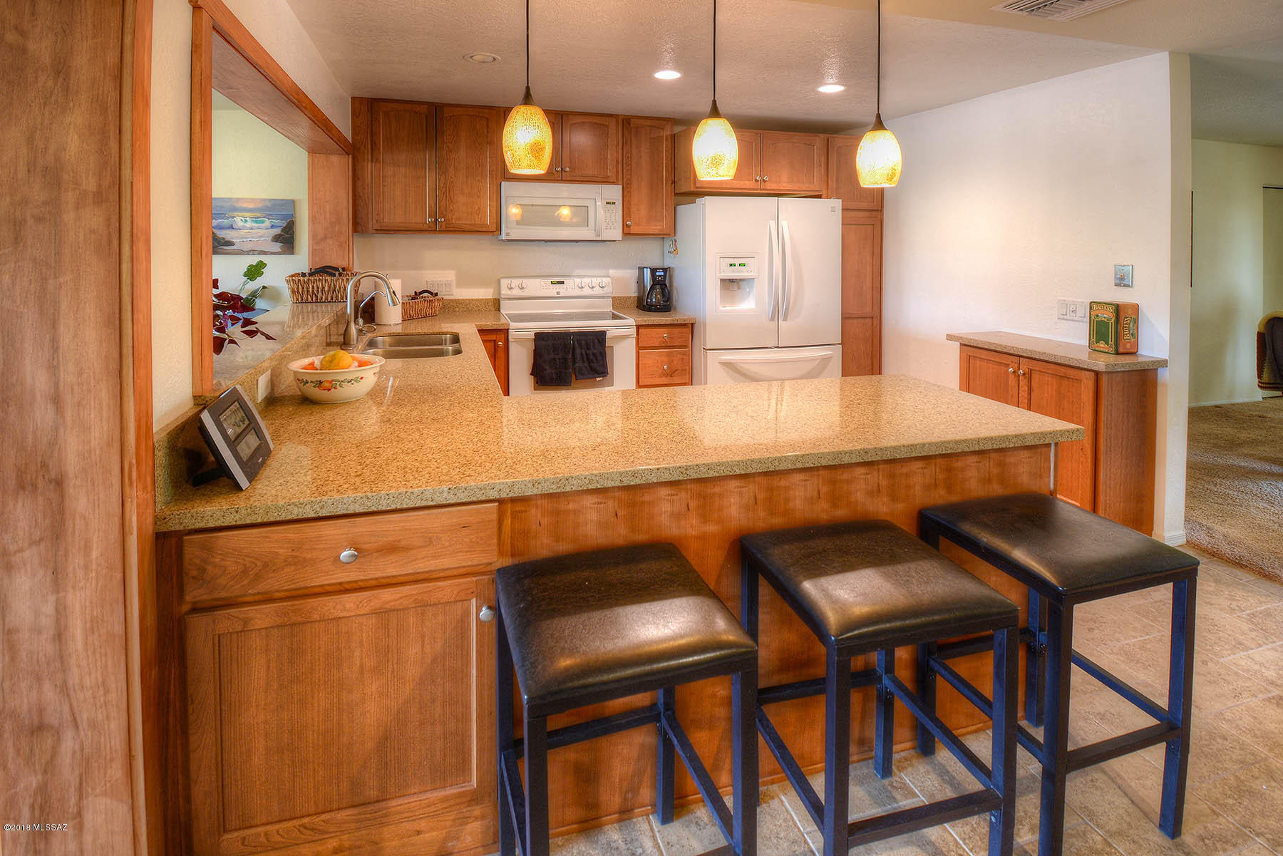 380 W Placita De La Poza