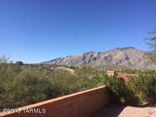 5447 N Via Velazquez