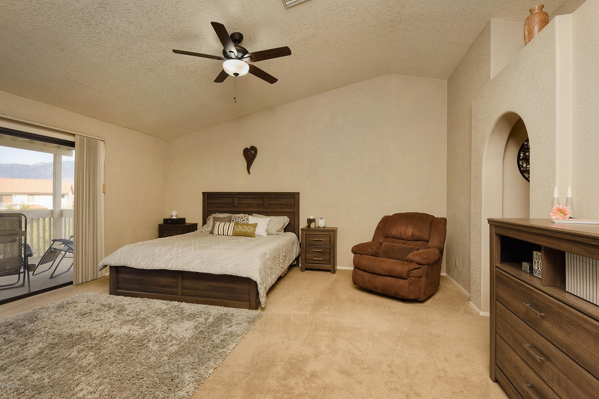 1080 W Eagle Landing Place