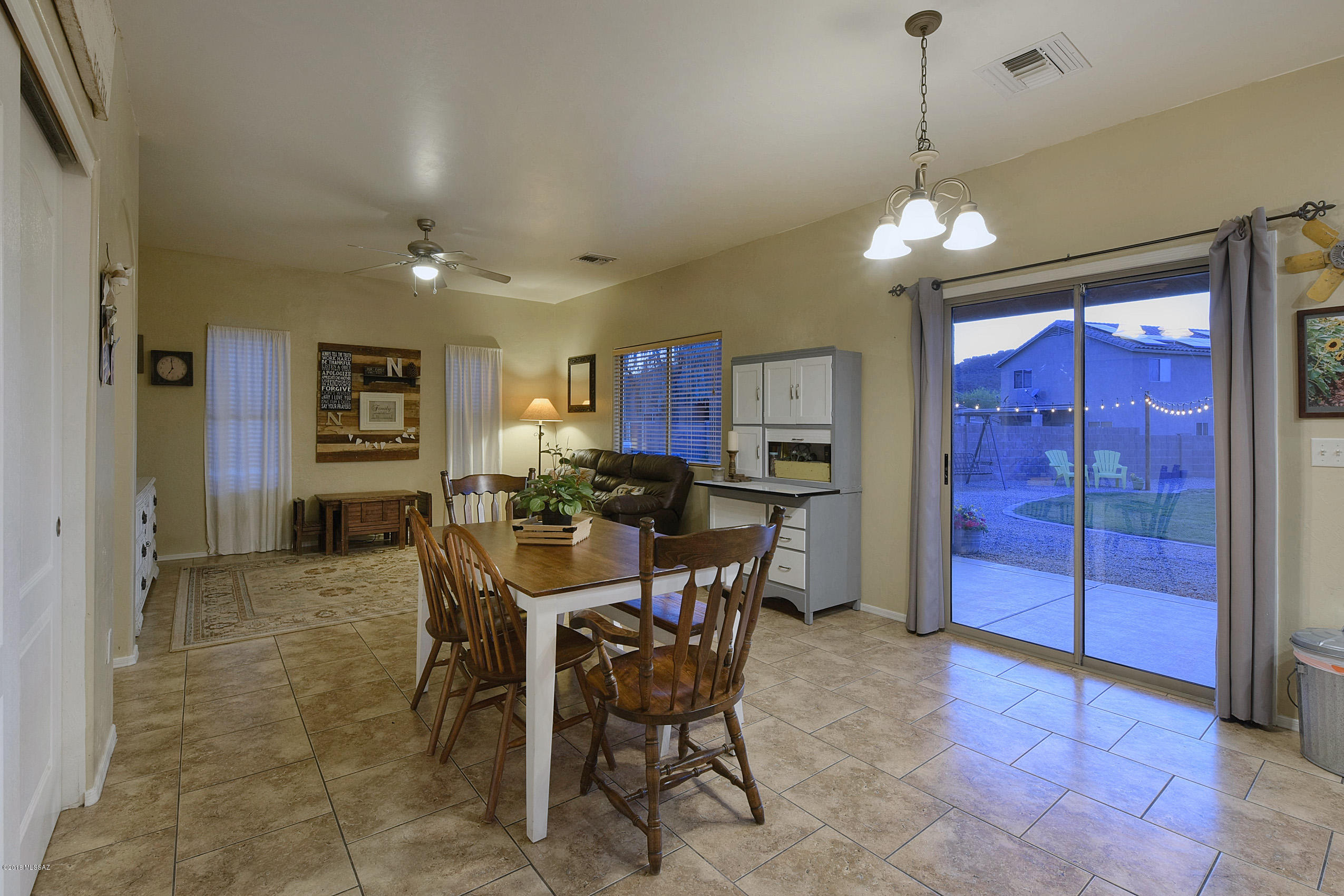 8855 N Twin Peaks Brook Drive