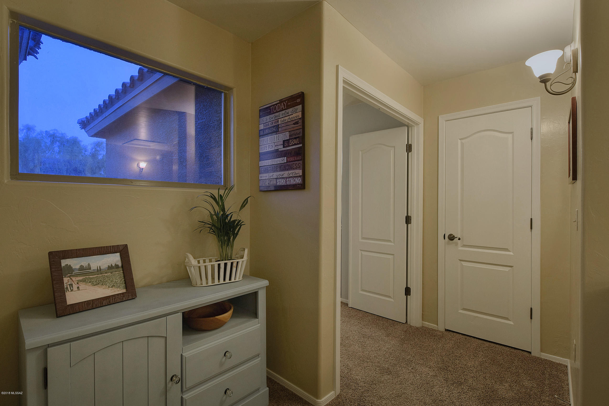 8855 N Twin Peaks Brook Drive