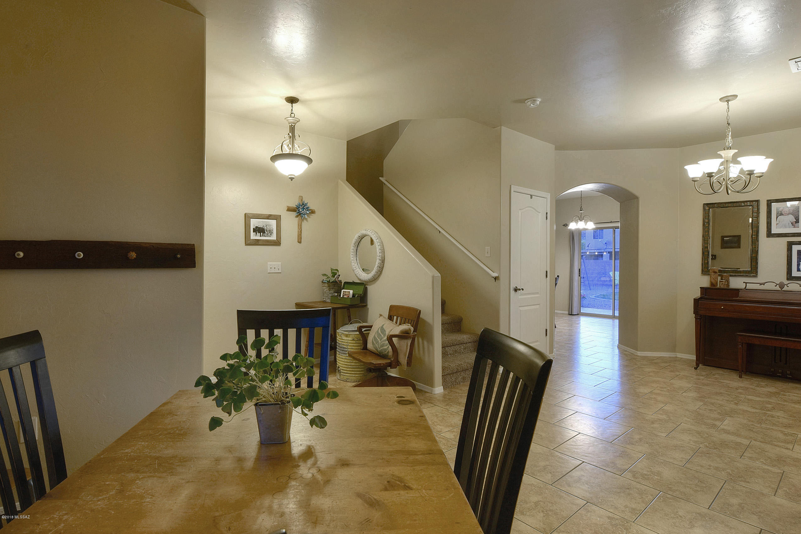 8855 N Twin Peaks Brook Drive