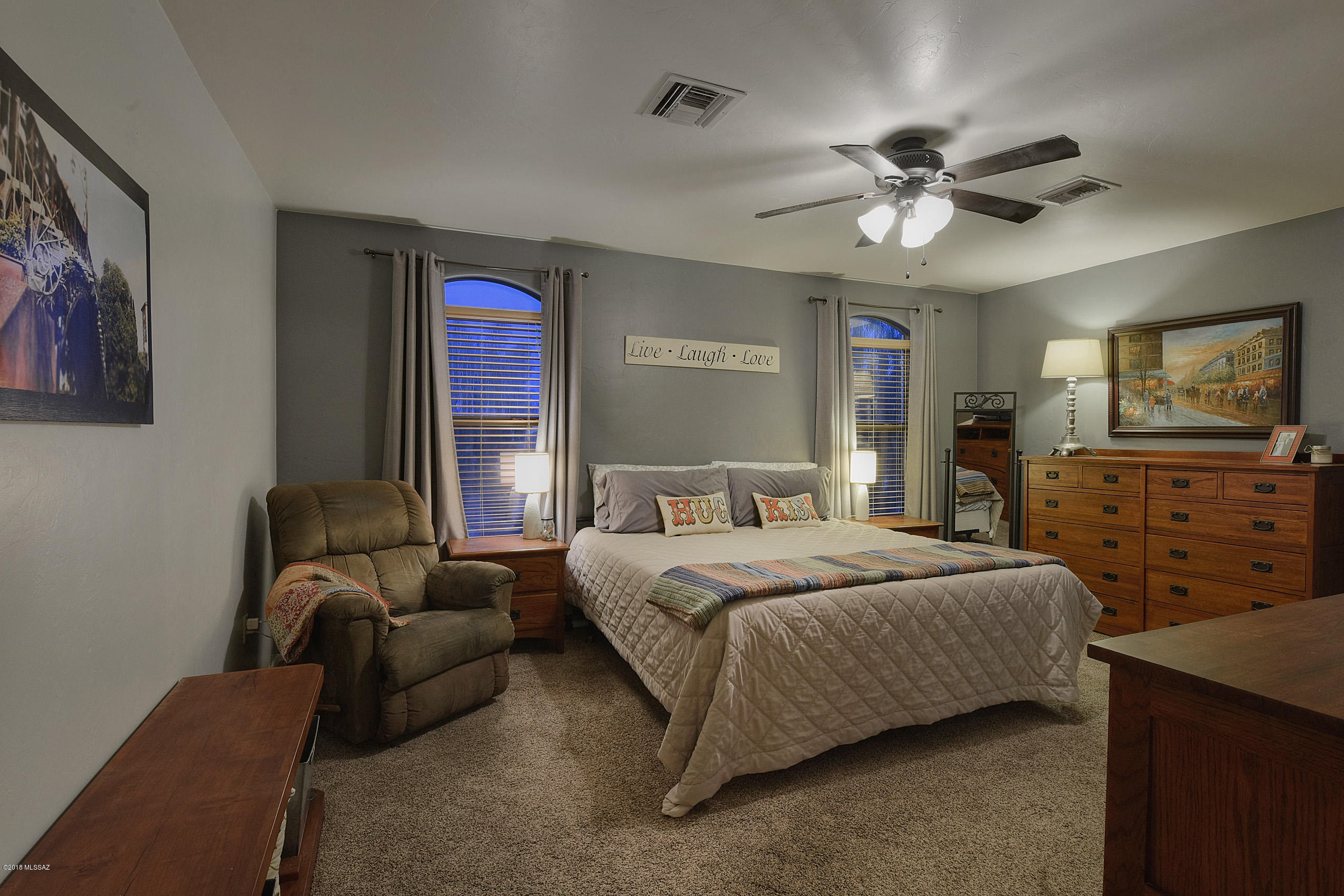 8855 N Twin Peaks Brook Drive