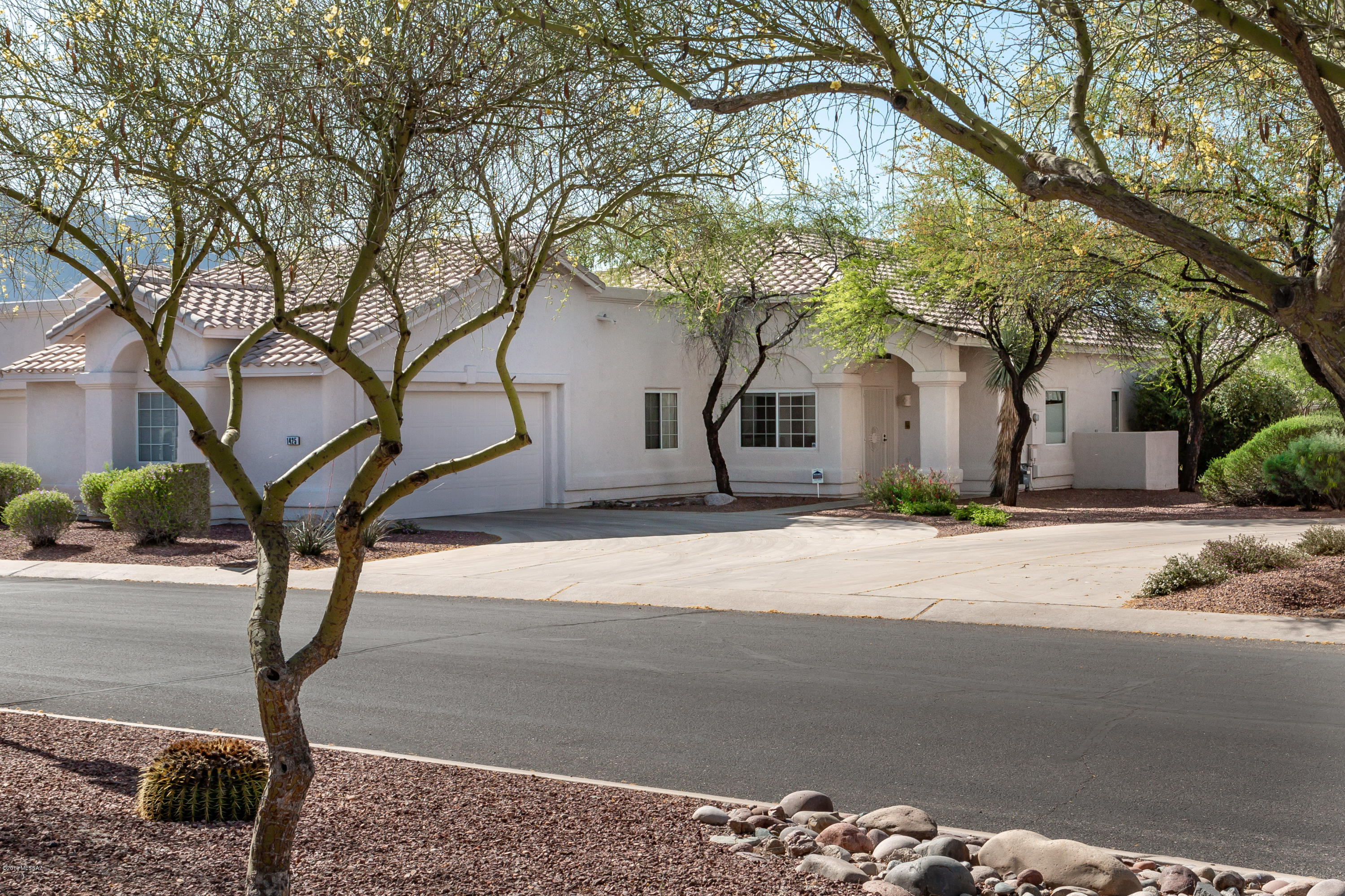 1425 W Carmel Pointe Drive